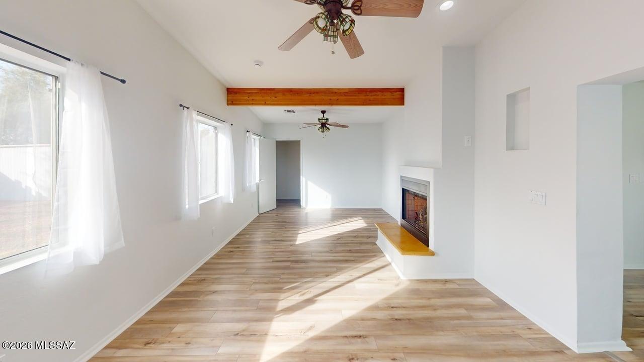 Country Club Manor - Residential Lease