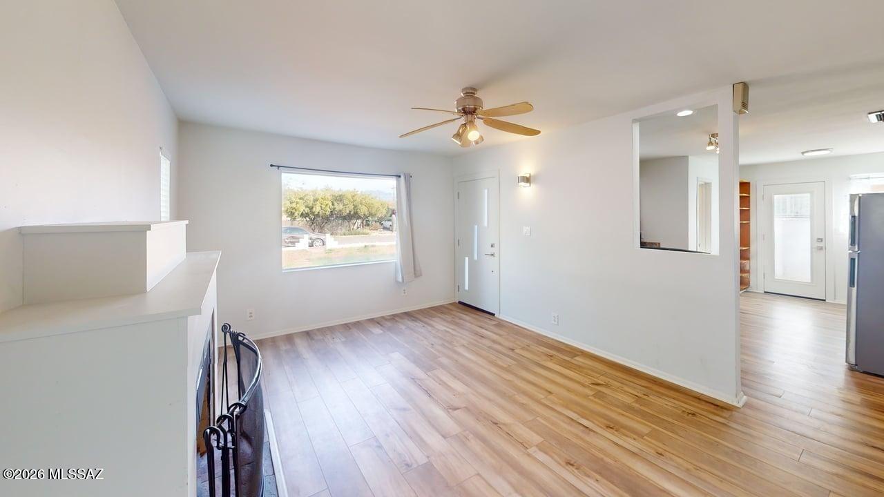 Country Club Manor - Residential Lease