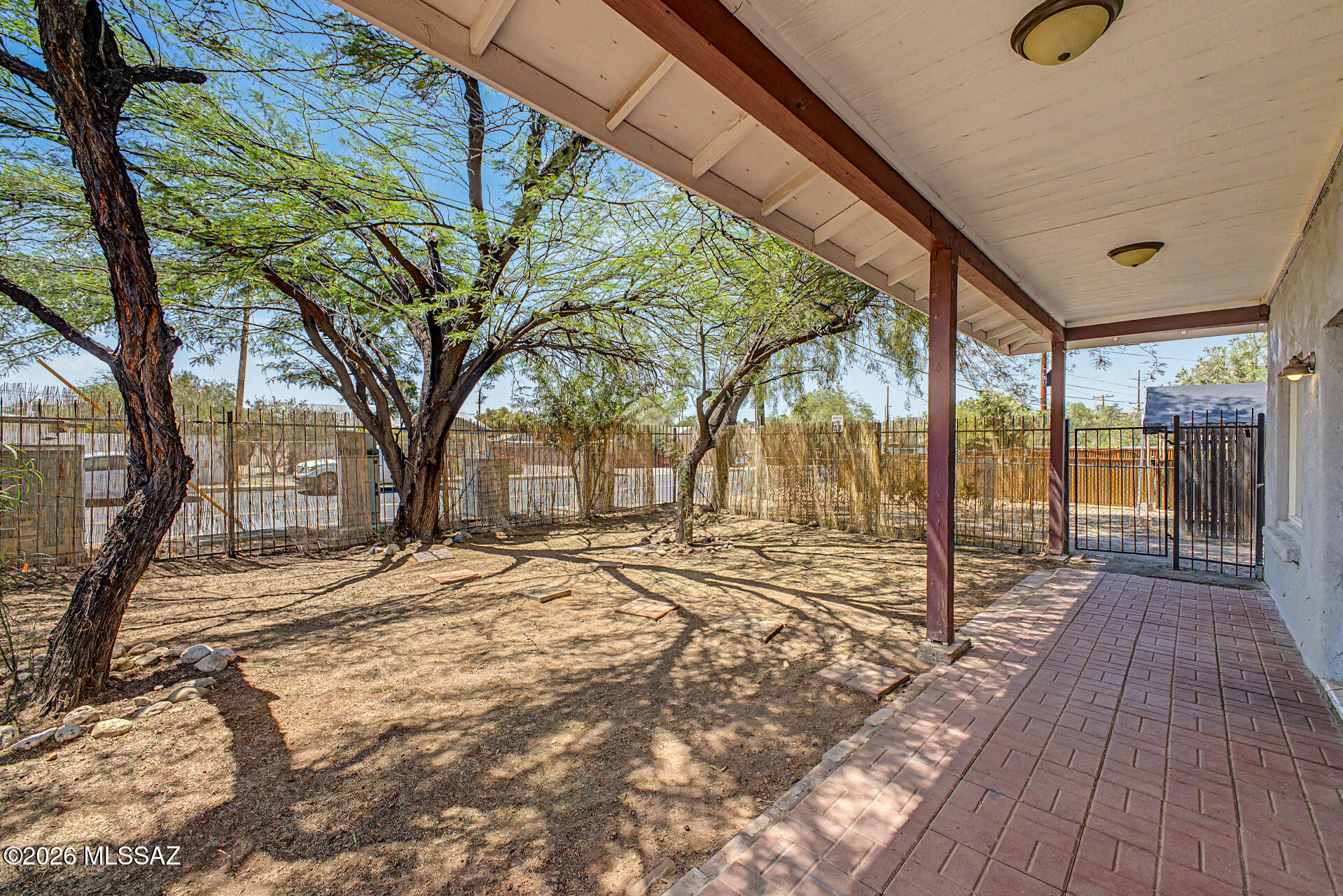 2806 N Palo Verde Avenue
