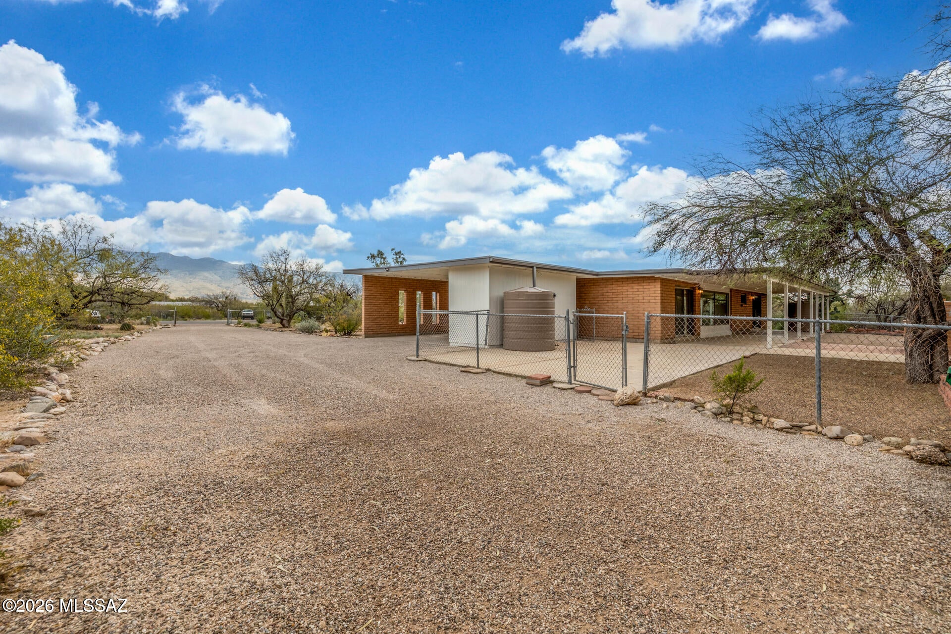 12521 E Calle Tatita