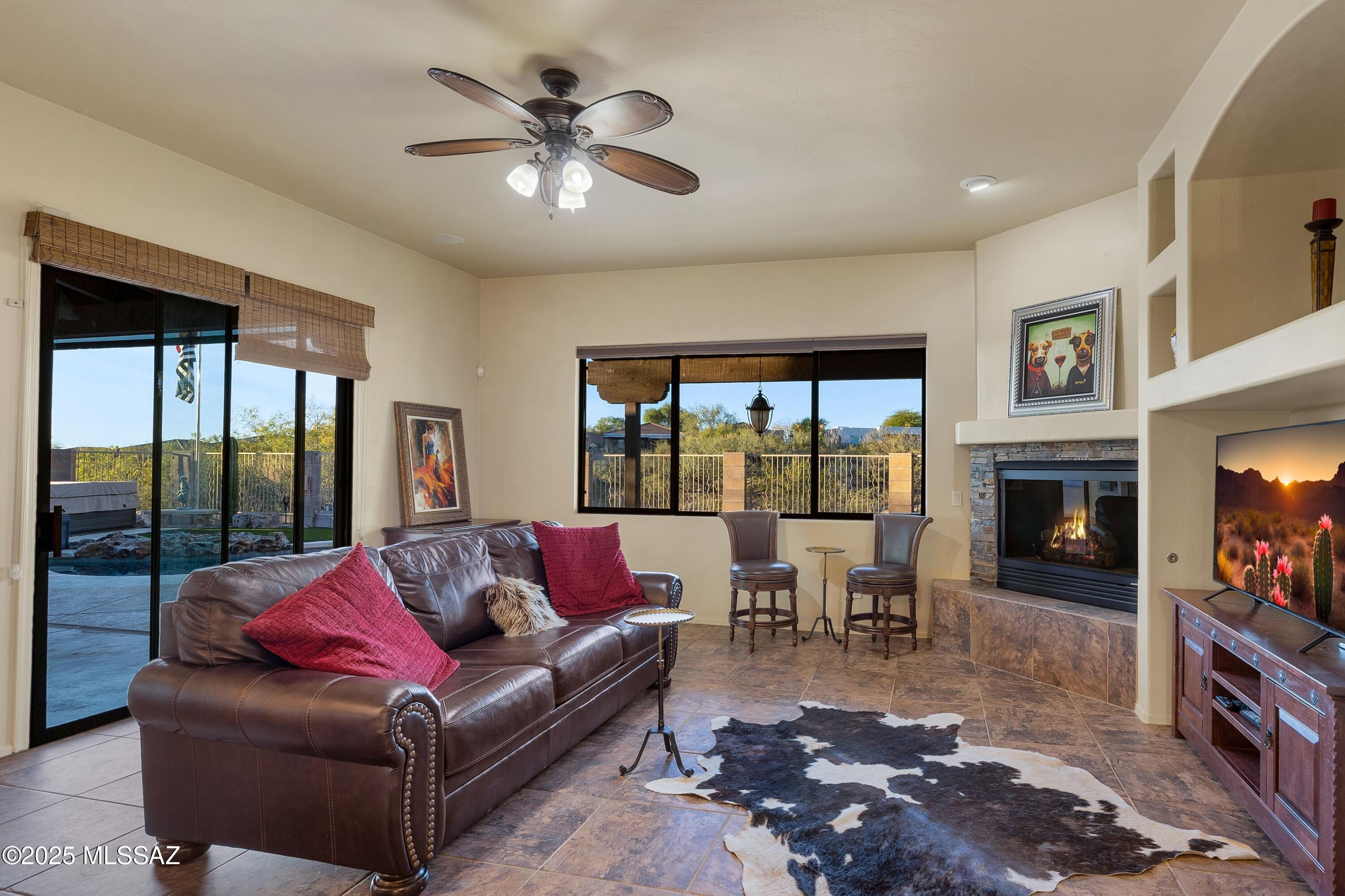 Rancho Del Lago (541-607) - Residential
