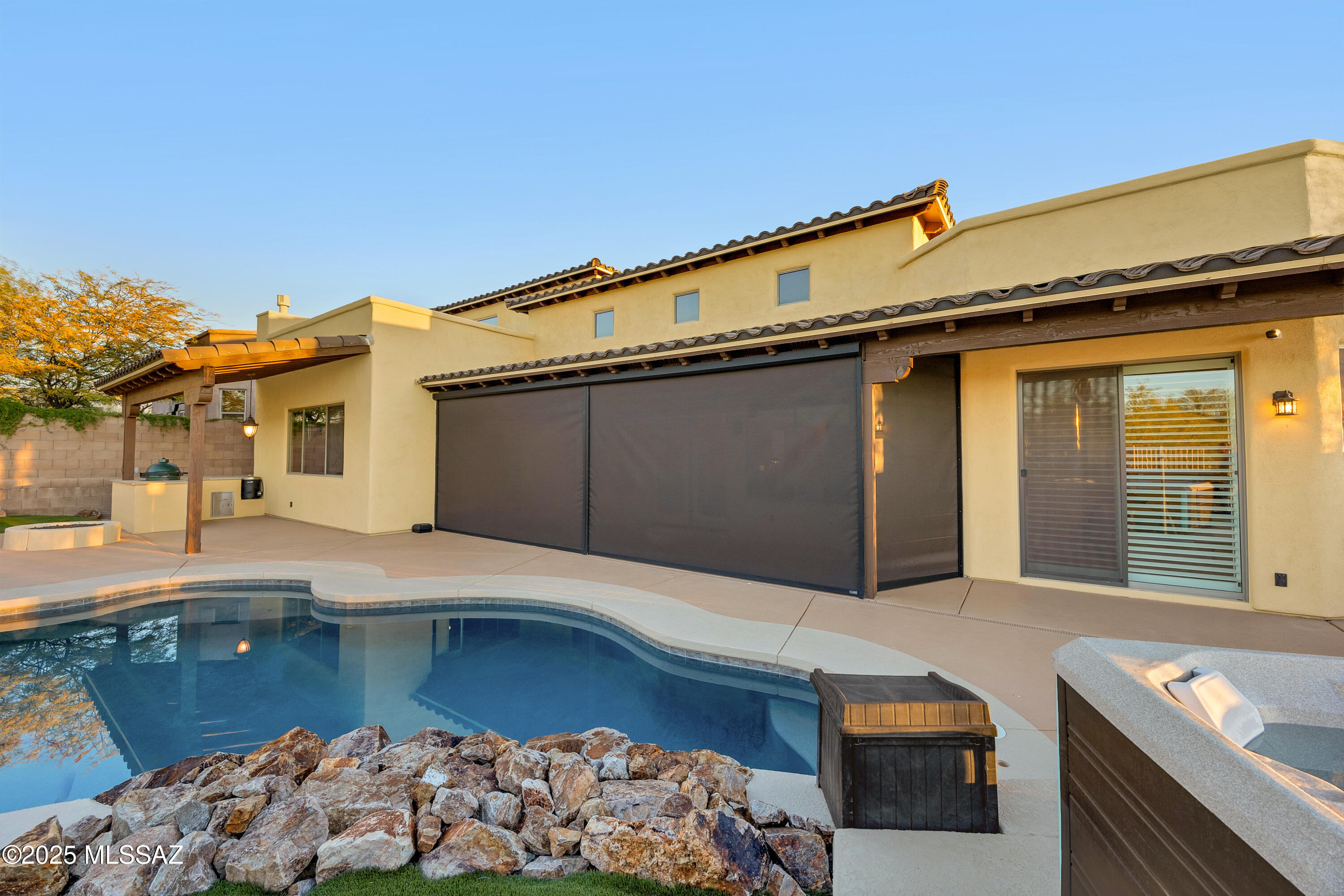 Rancho Del Lago (541-607) - Residential