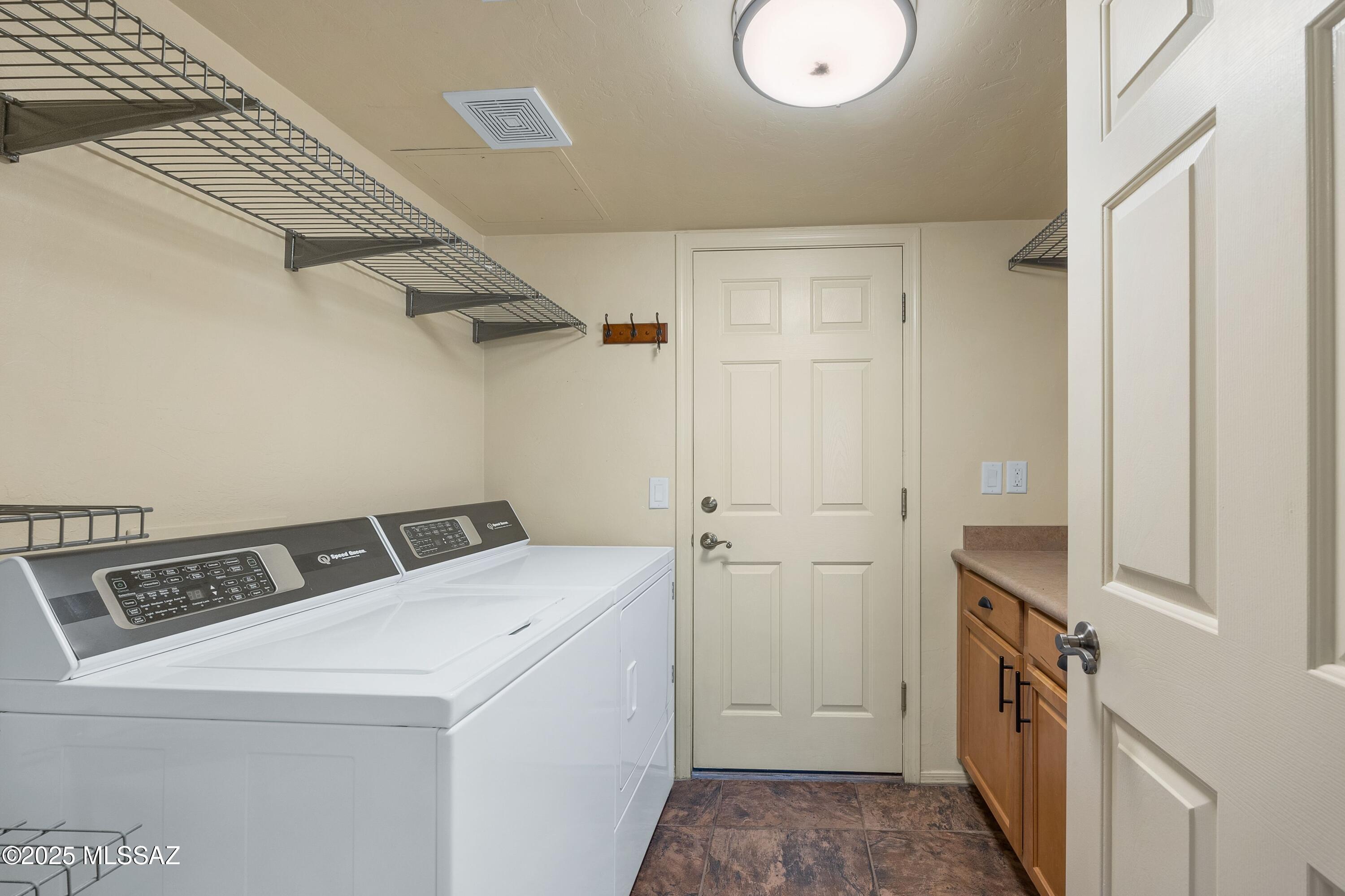 Rancho Del Lago (541-607) - Residential