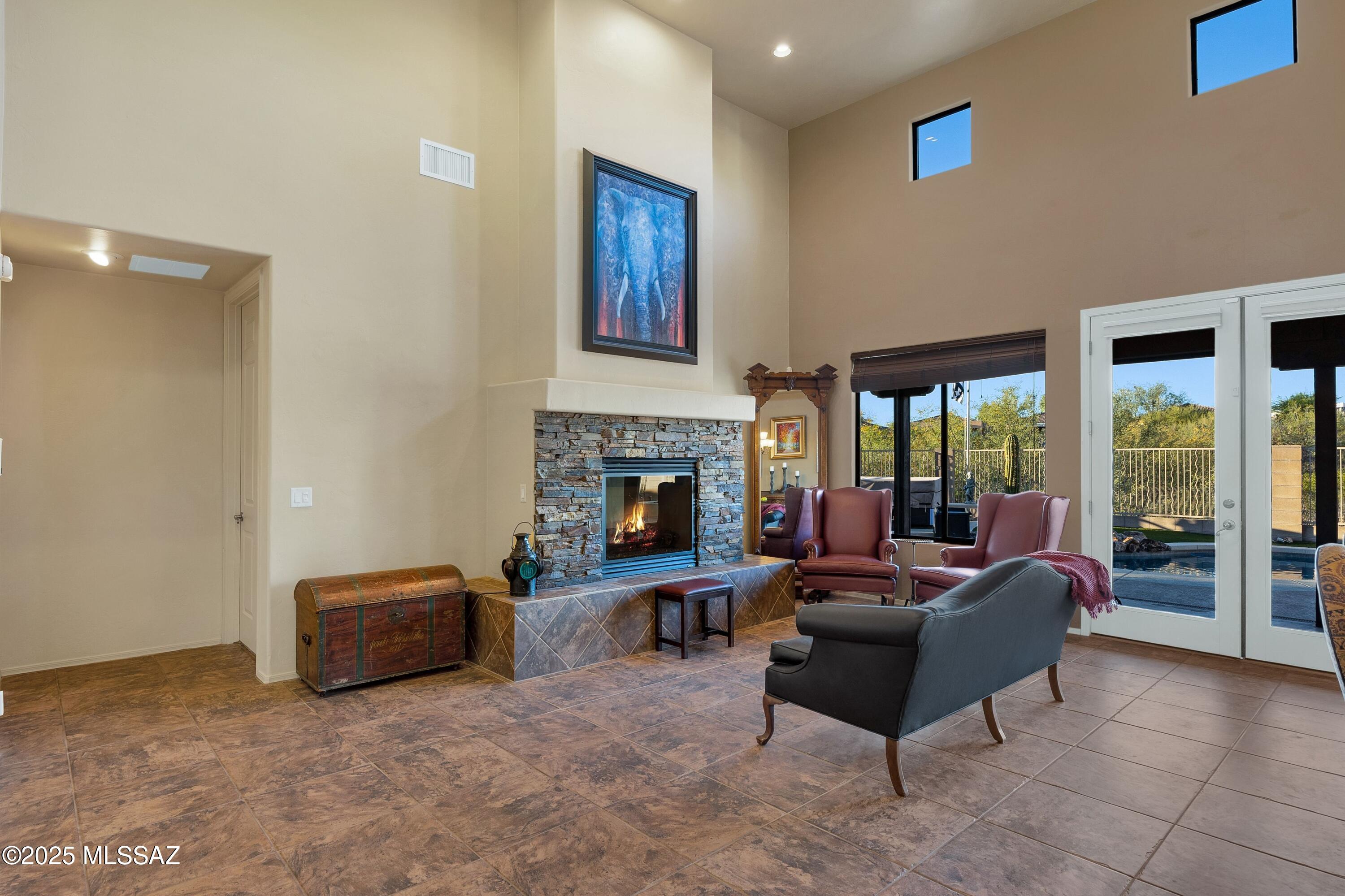 Rancho Del Lago (541-607) - Residential
