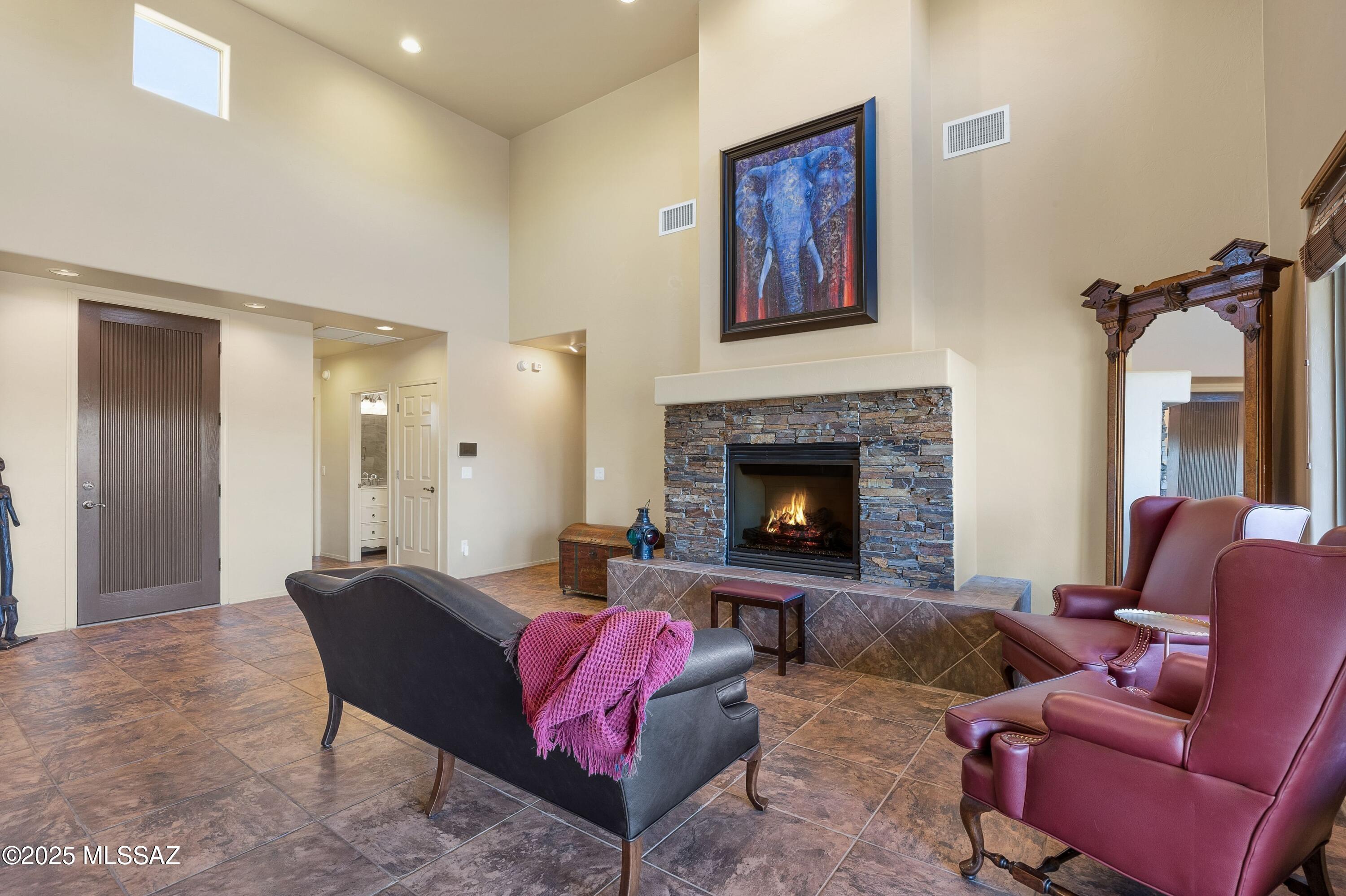 Rancho Del Lago (541-607) - Residential