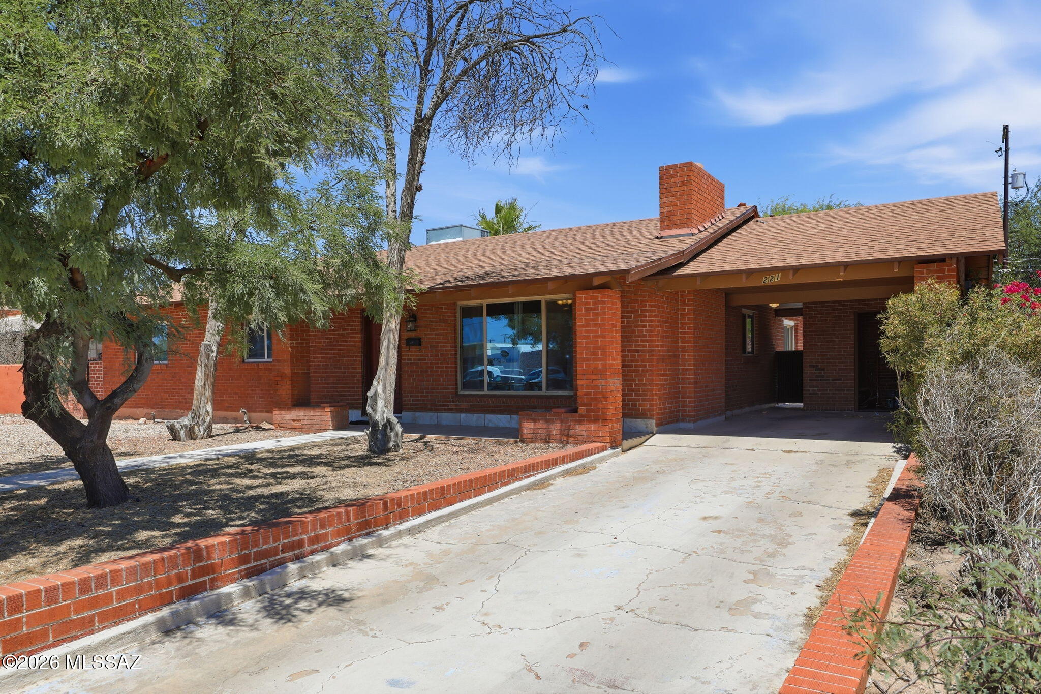 221 S Tucson Boulevard