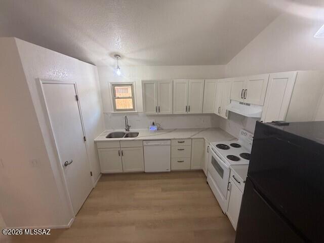 Country Club Annex - Residential Lease