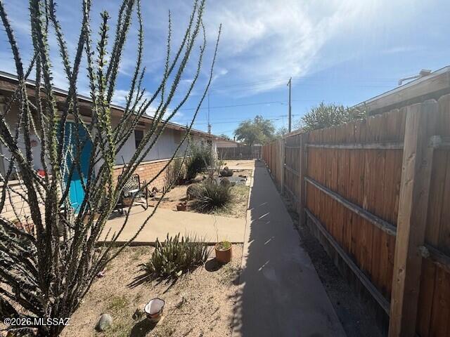 Country Club Annex - Residential Lease