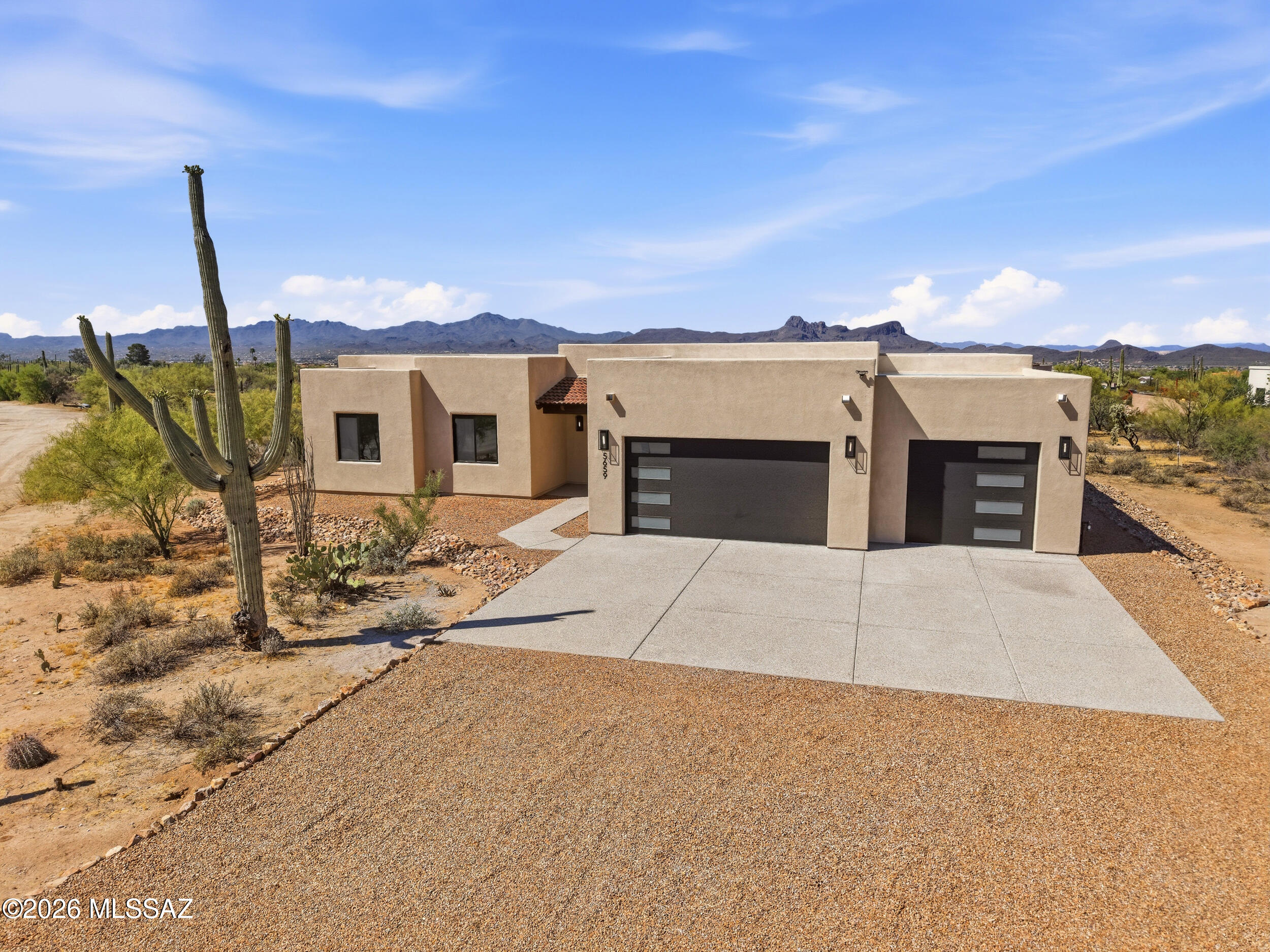 5659 W Desert Falcon Lane