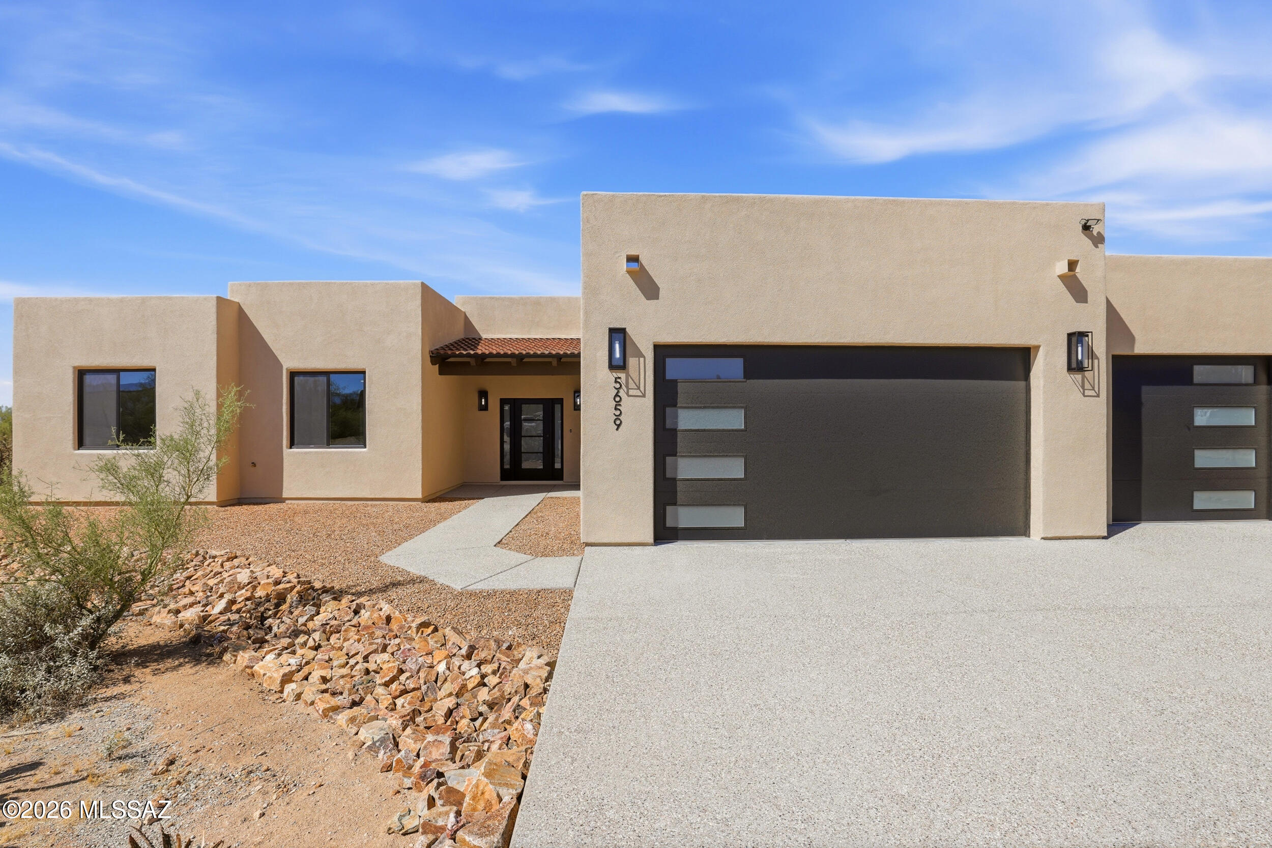 5659 W Desert Falcon Lane