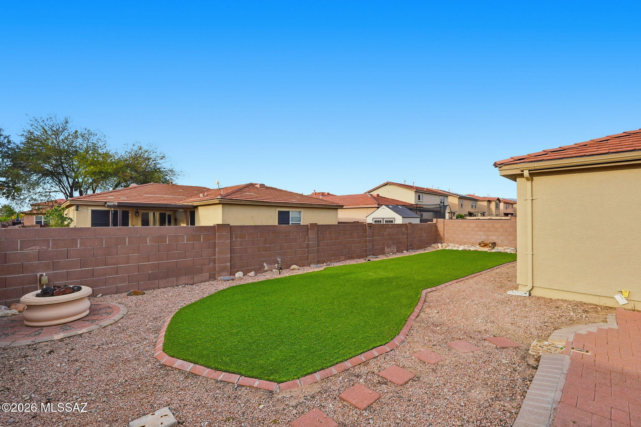 Rancho Del Lago (1-100) - Residential