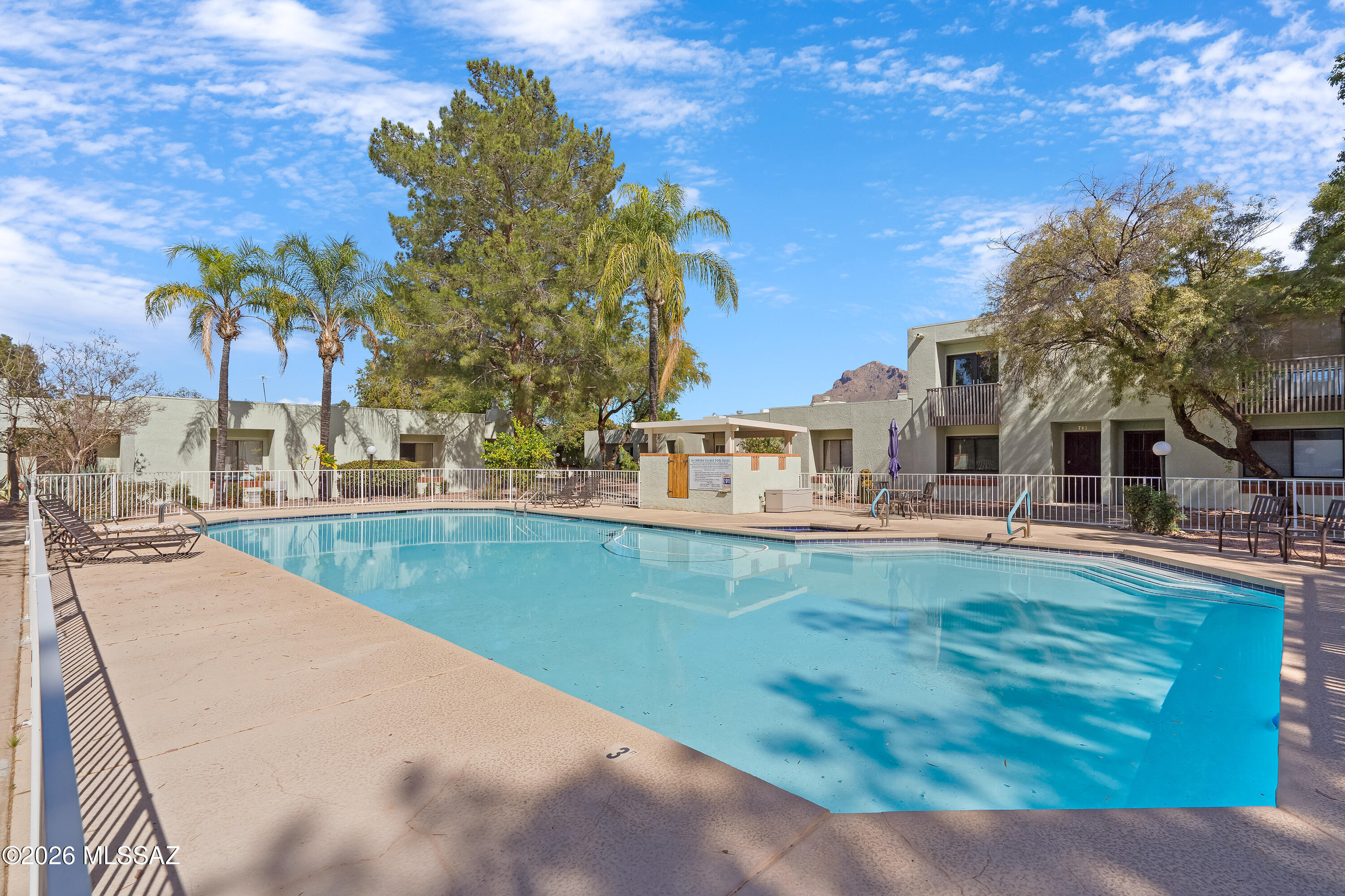 La Canada Village I (1-28) - Residential
