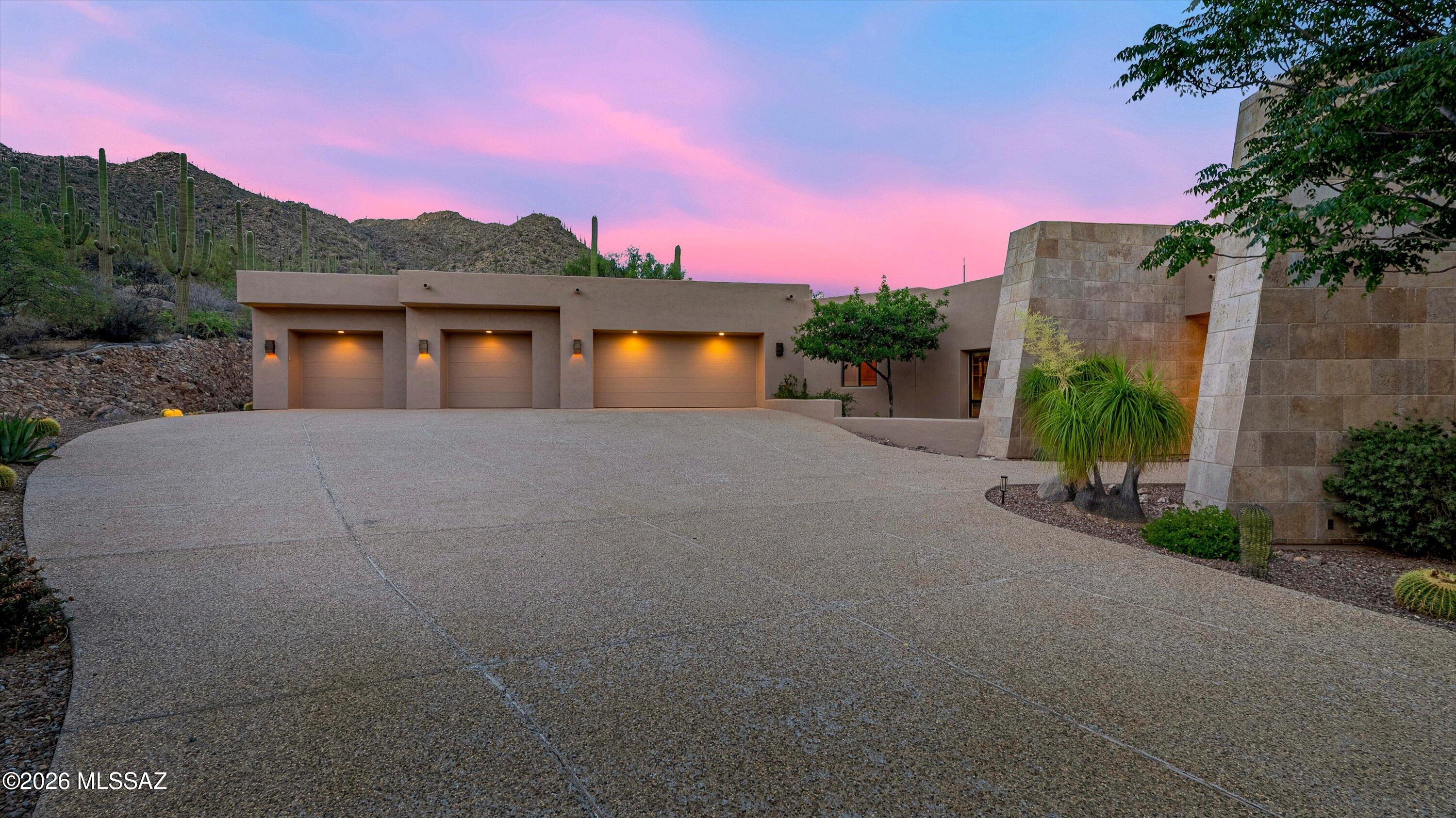 4118 W Cayton Mountain Drive