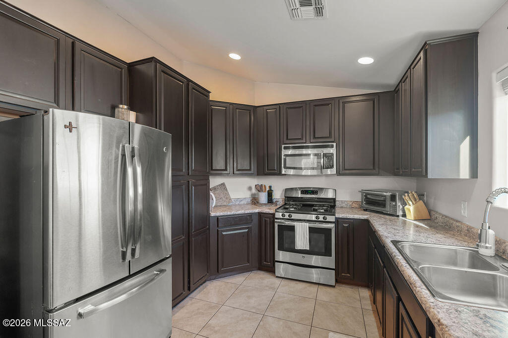 New Tucson Unit NO. 5 (1-312) - Residential