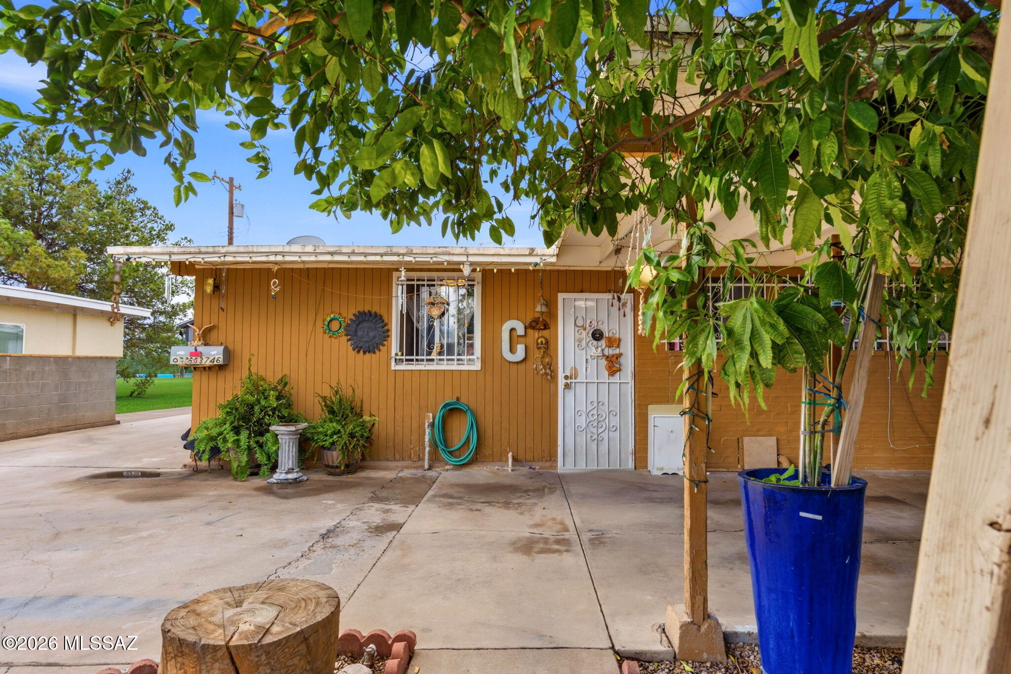 3746 E Garden Street