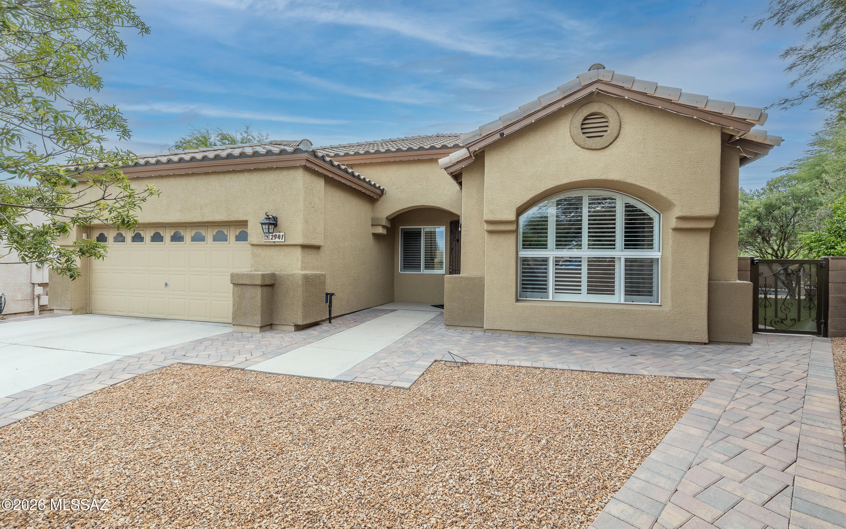 2941 W Desert Glory Drive