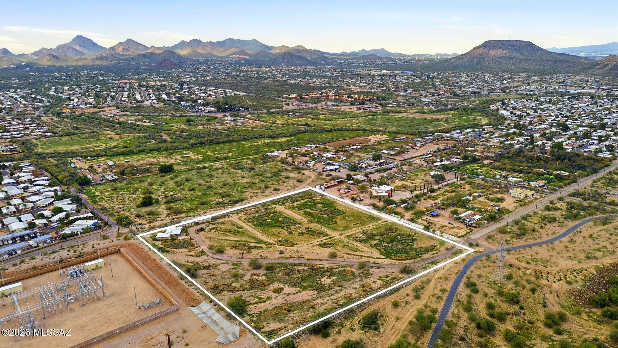 3001 S Cottonwood Lane