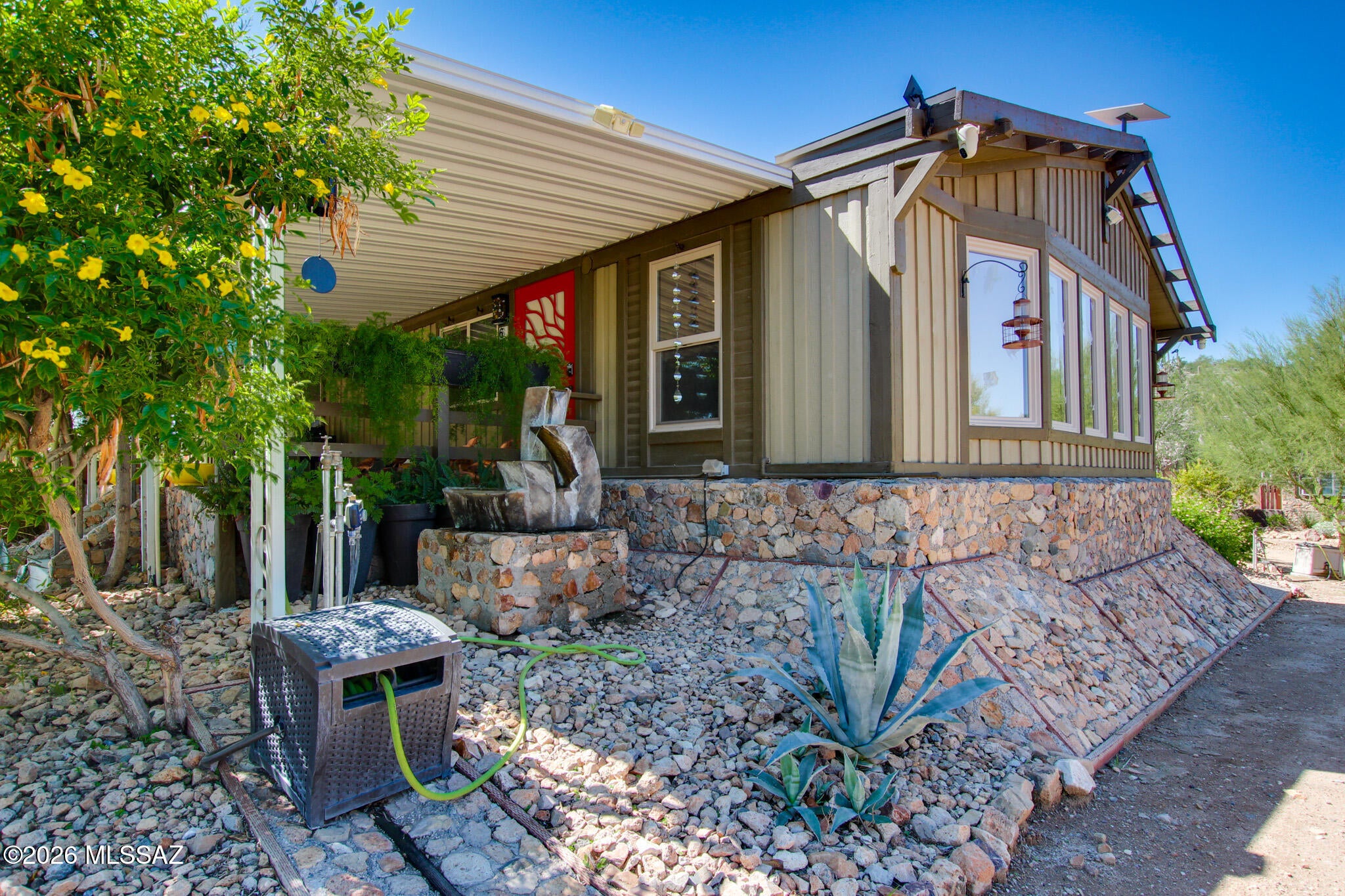 6605 N Dimitri Lane