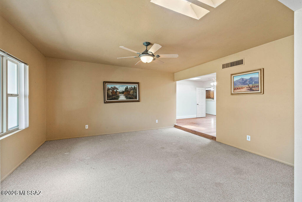 2201 S Hearthstone Avenue