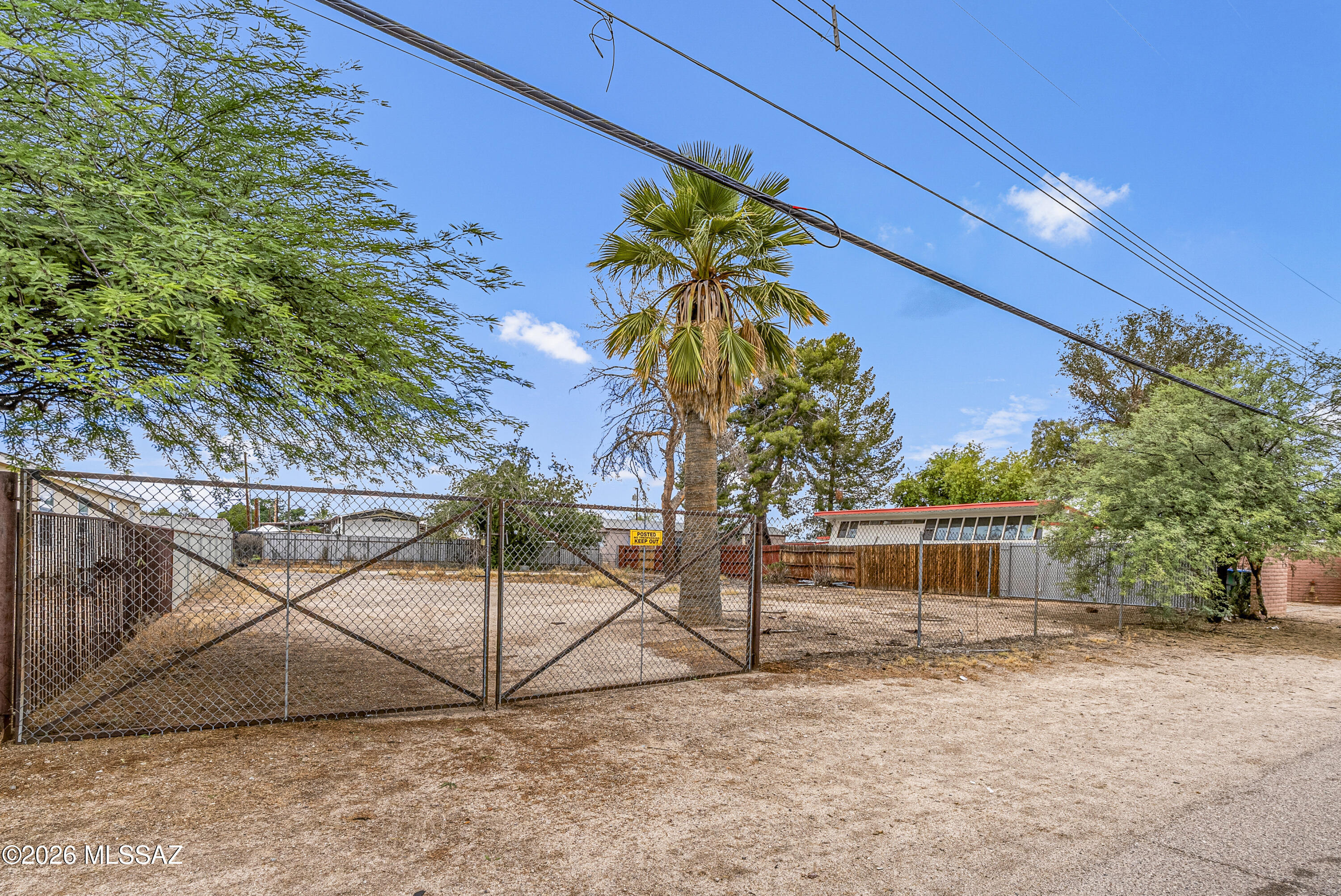 Pomona Addition - Land