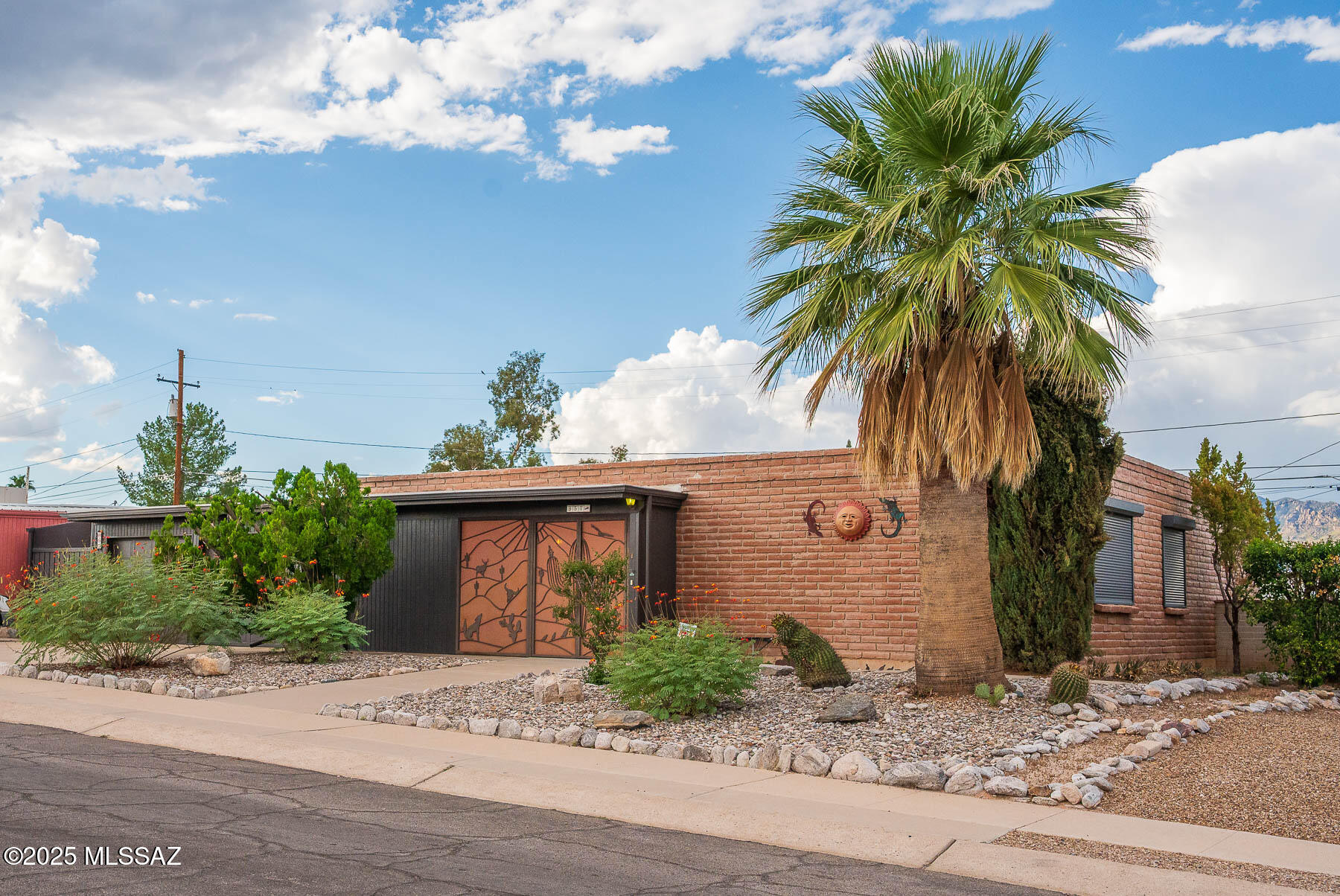 Eastern Hills BLKS 1  2  3 - Residential