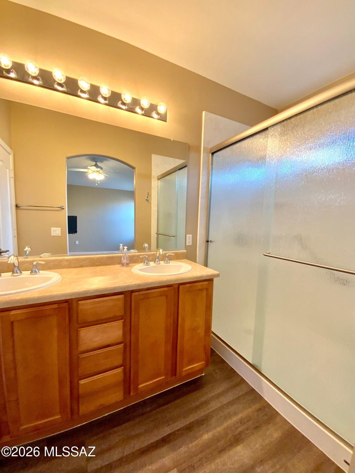 Valencia Reserve South (1-315) - Residential Lease