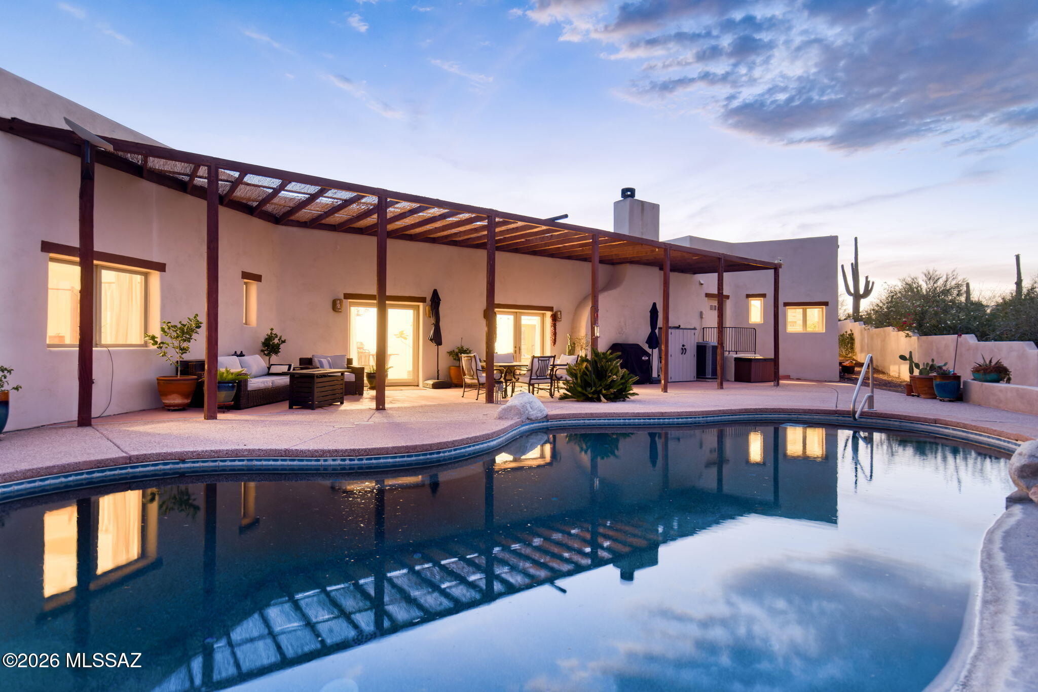 3360 N Horseback Trail