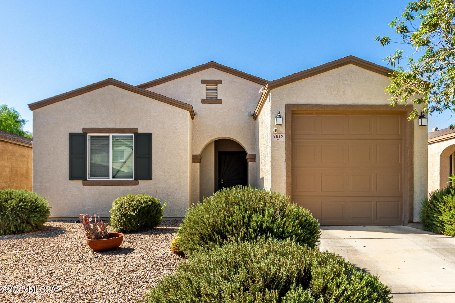 7012 S Red Maids Drive