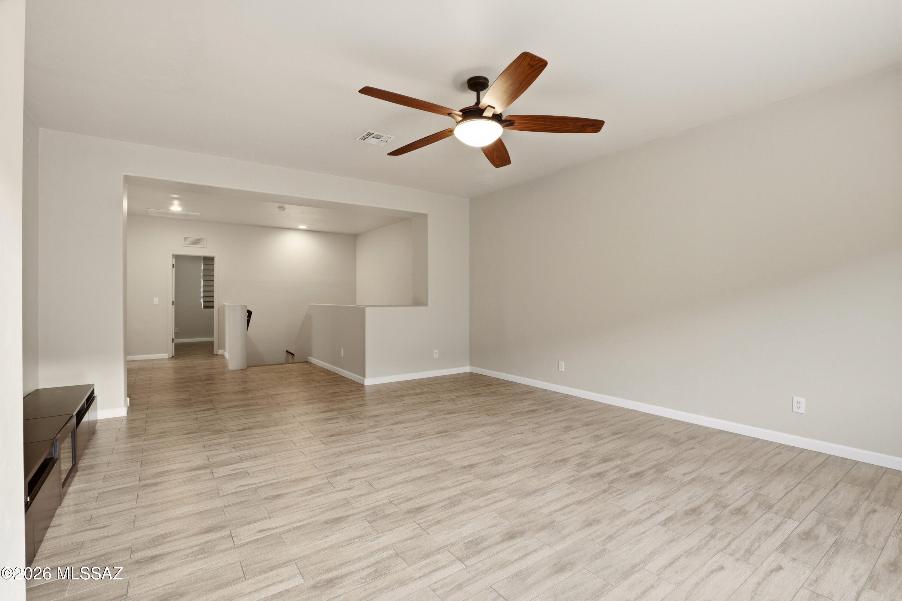 Sabino Mountain (1-290) - Residential