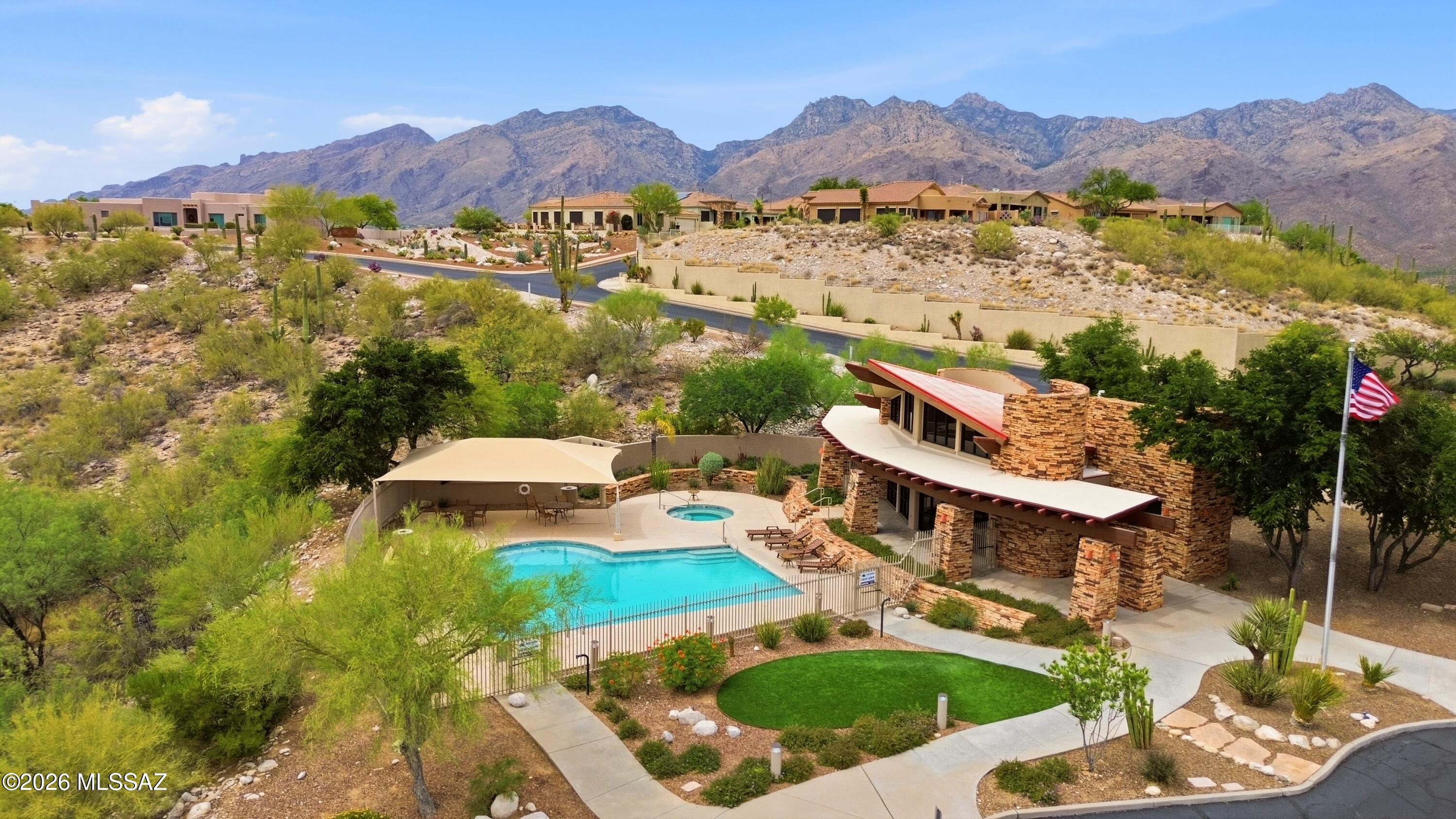 Sabino Mountain (1-290) - Residential