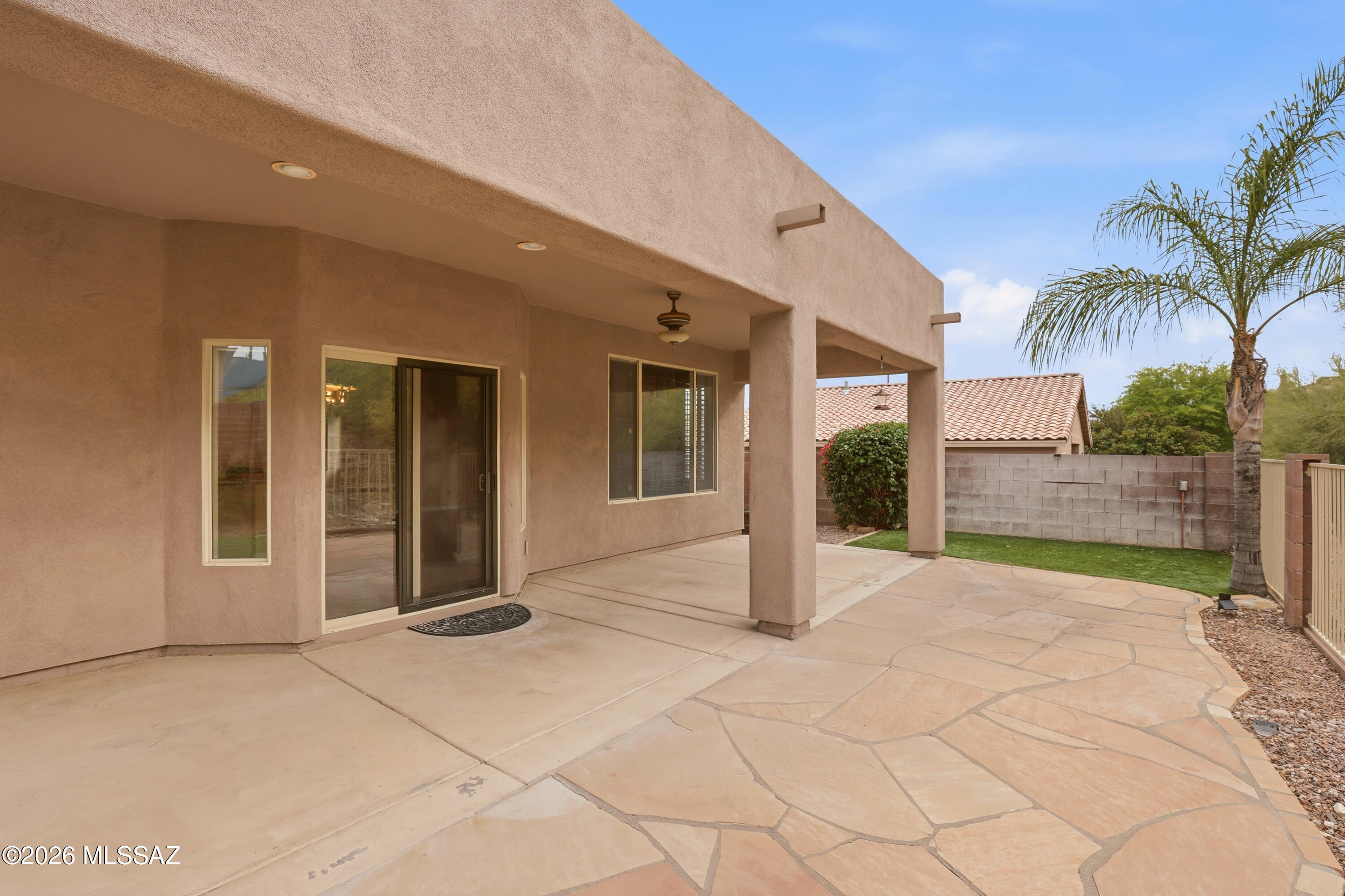 Sabino Mountain (1-290) - Residential