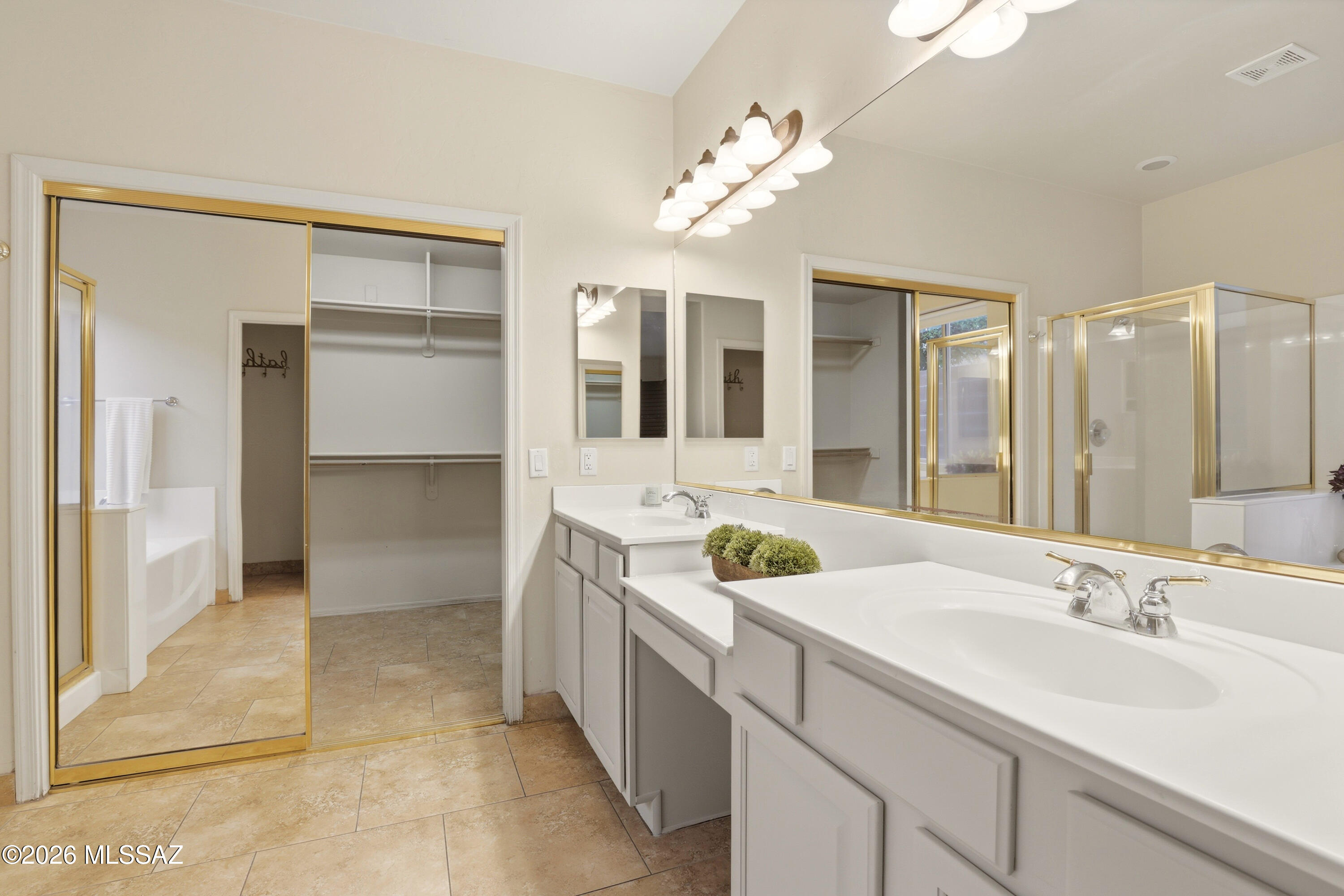 Sabino Mountain (1-290) - Residential