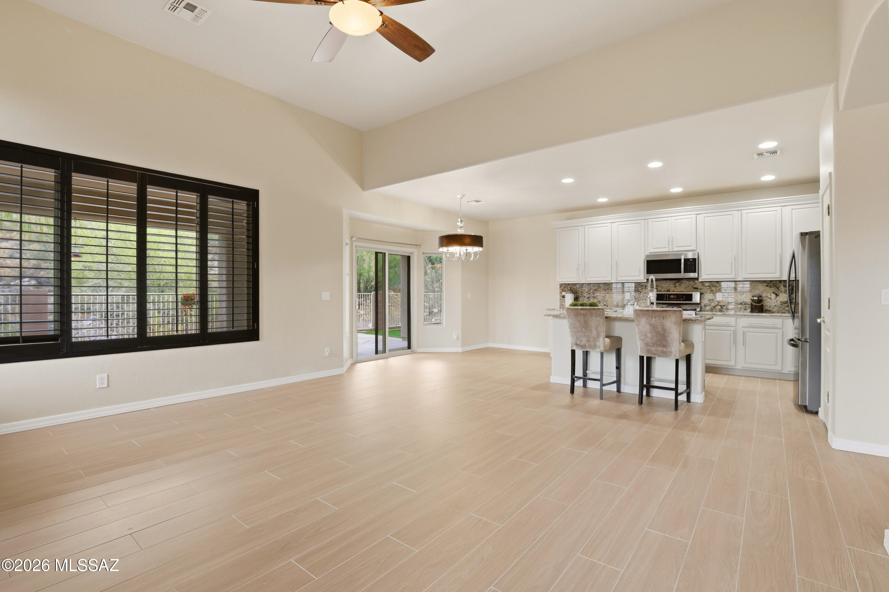 Sabino Mountain (1-290) - Residential