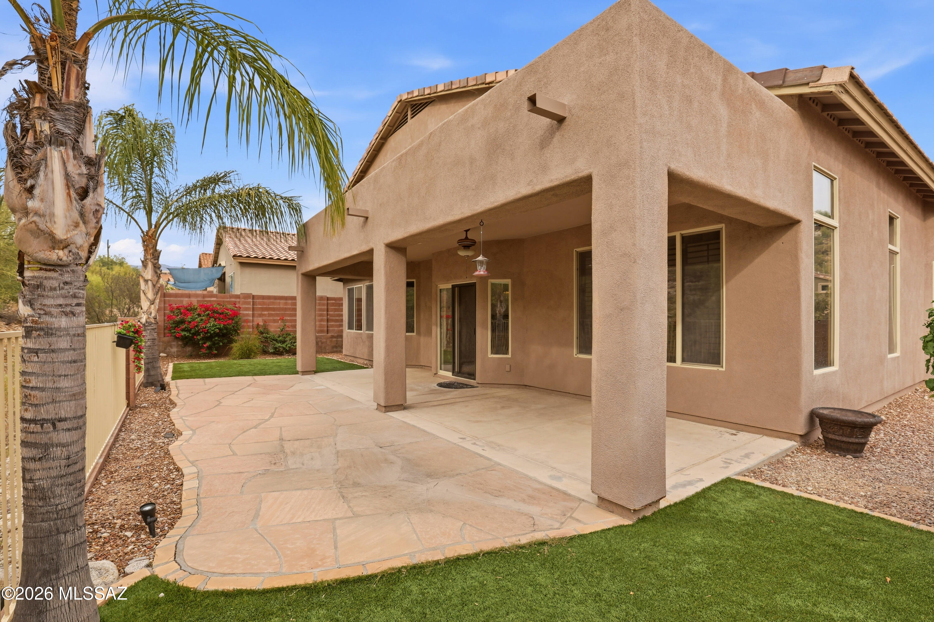 Sabino Mountain (1-290) - Residential