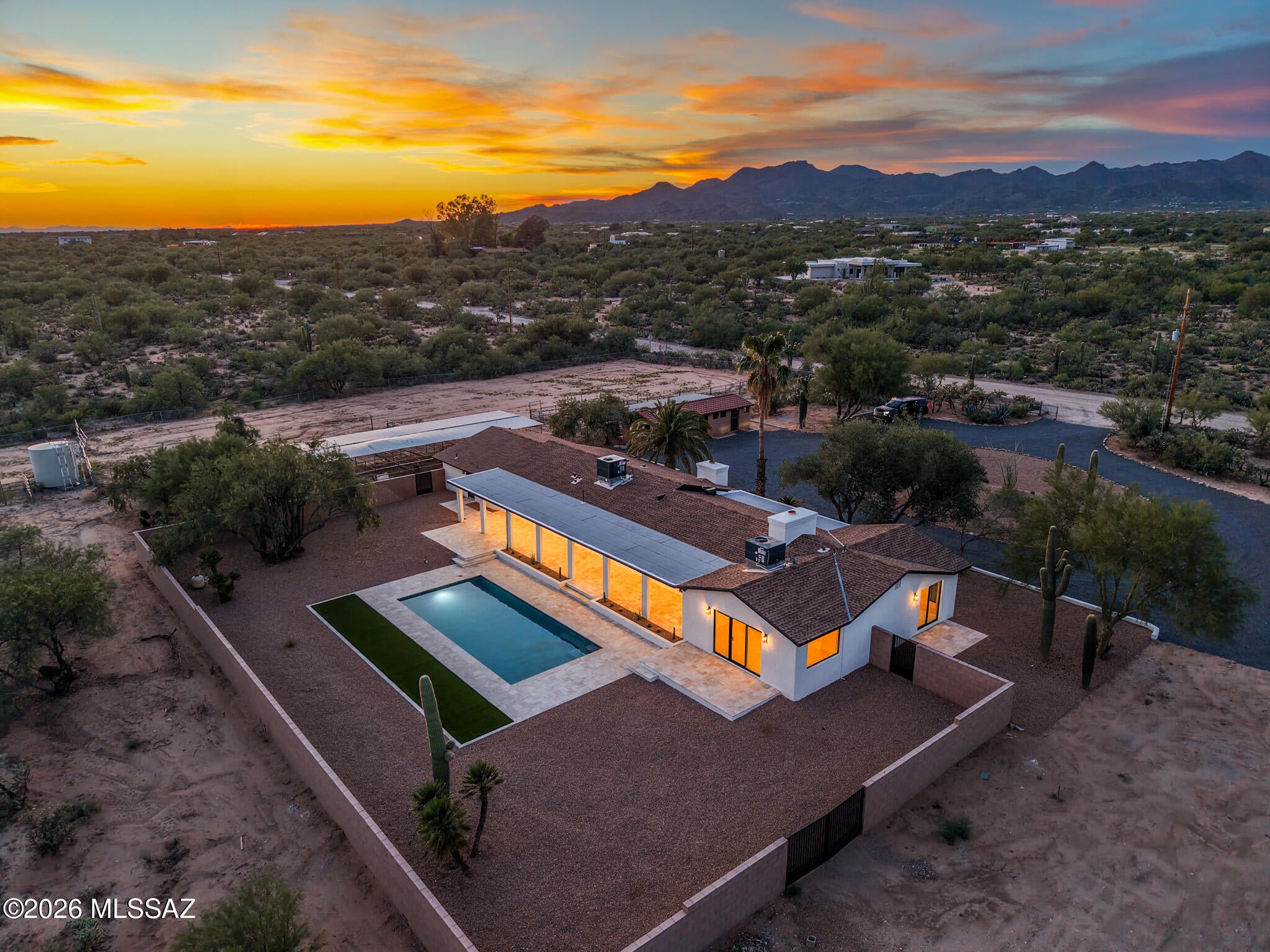 1975 W Limewood Drive