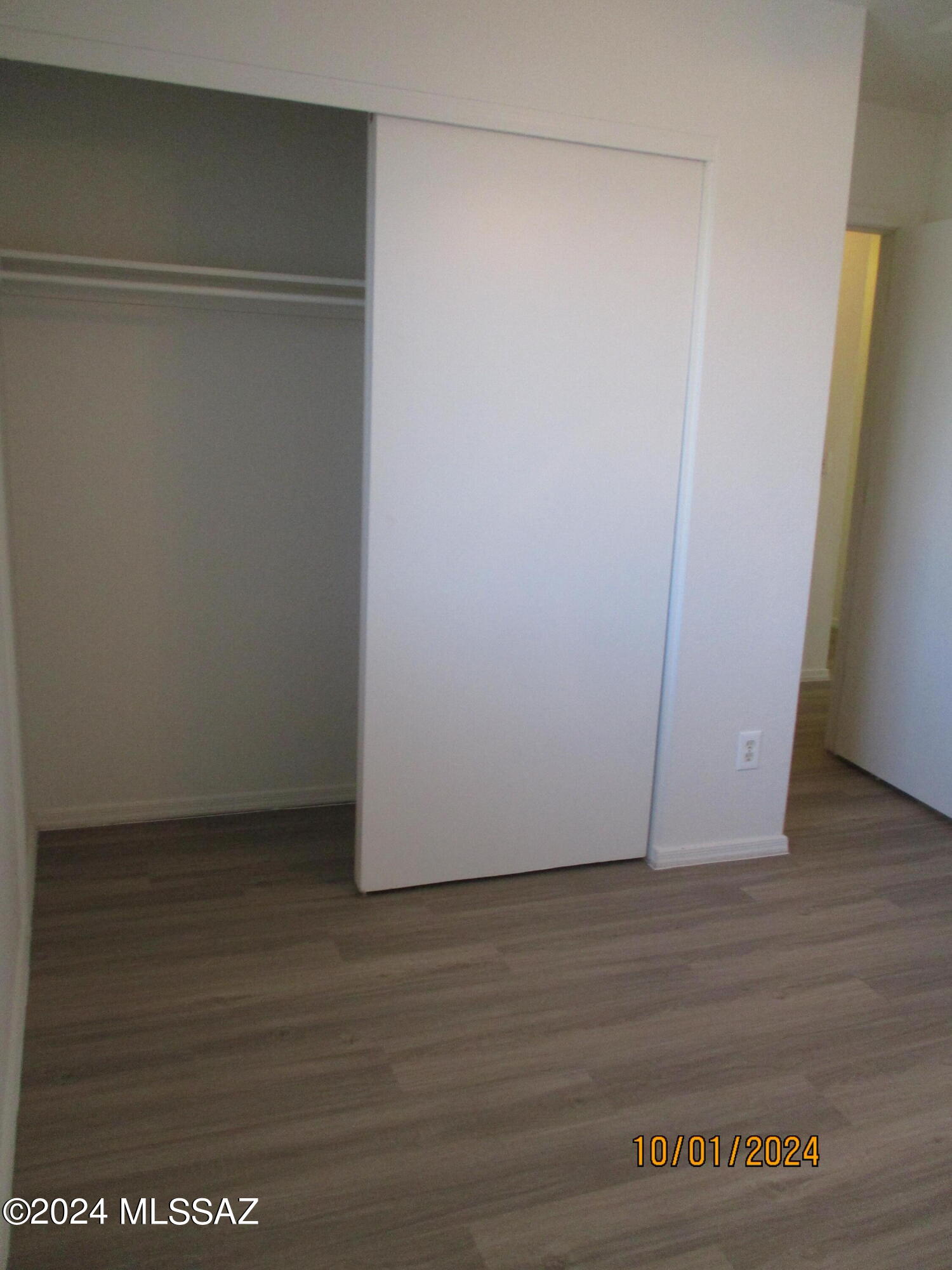 River Terrace (1-76) - Residential Lease