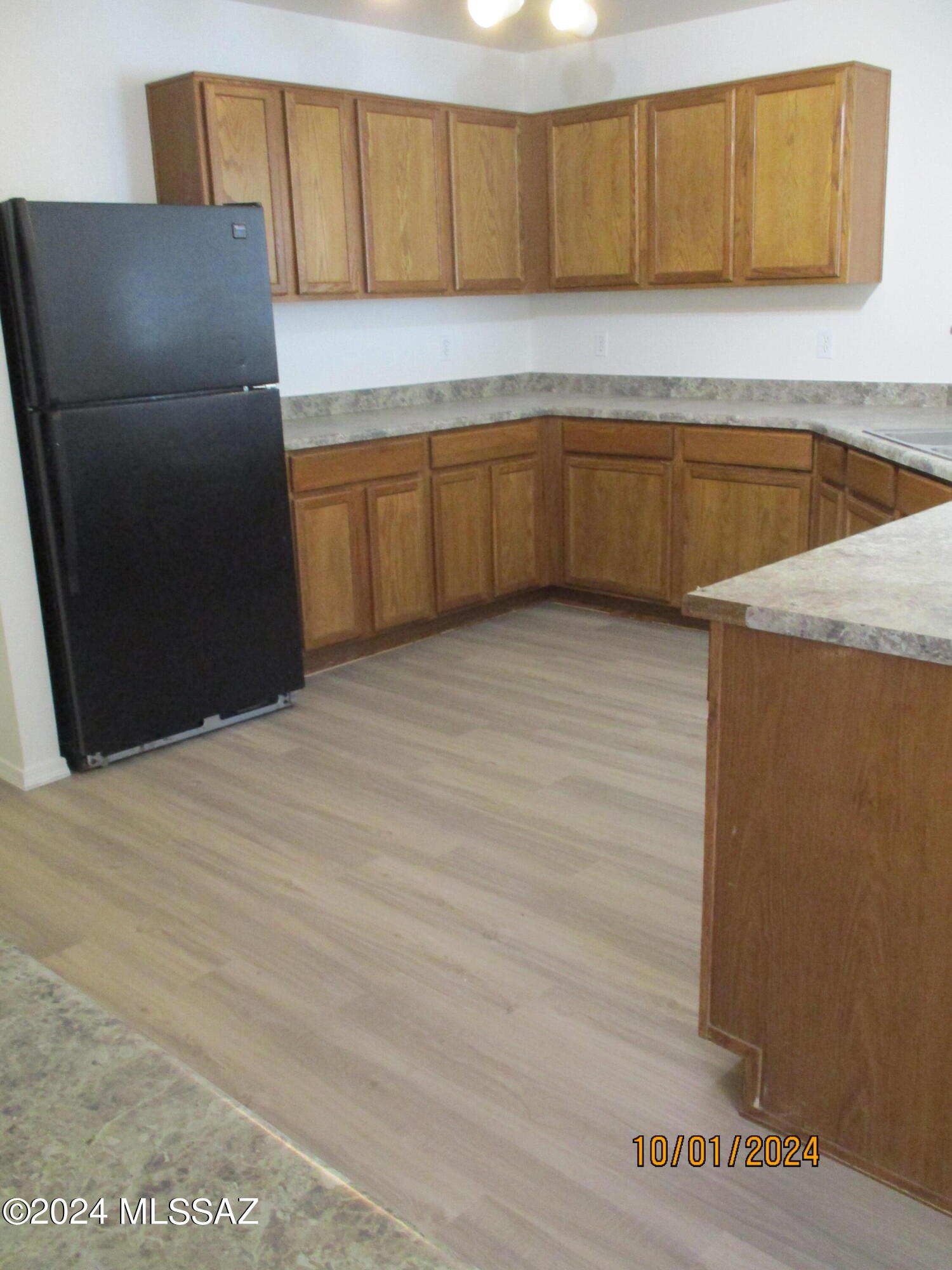 River Terrace (1-76) - Residential Lease