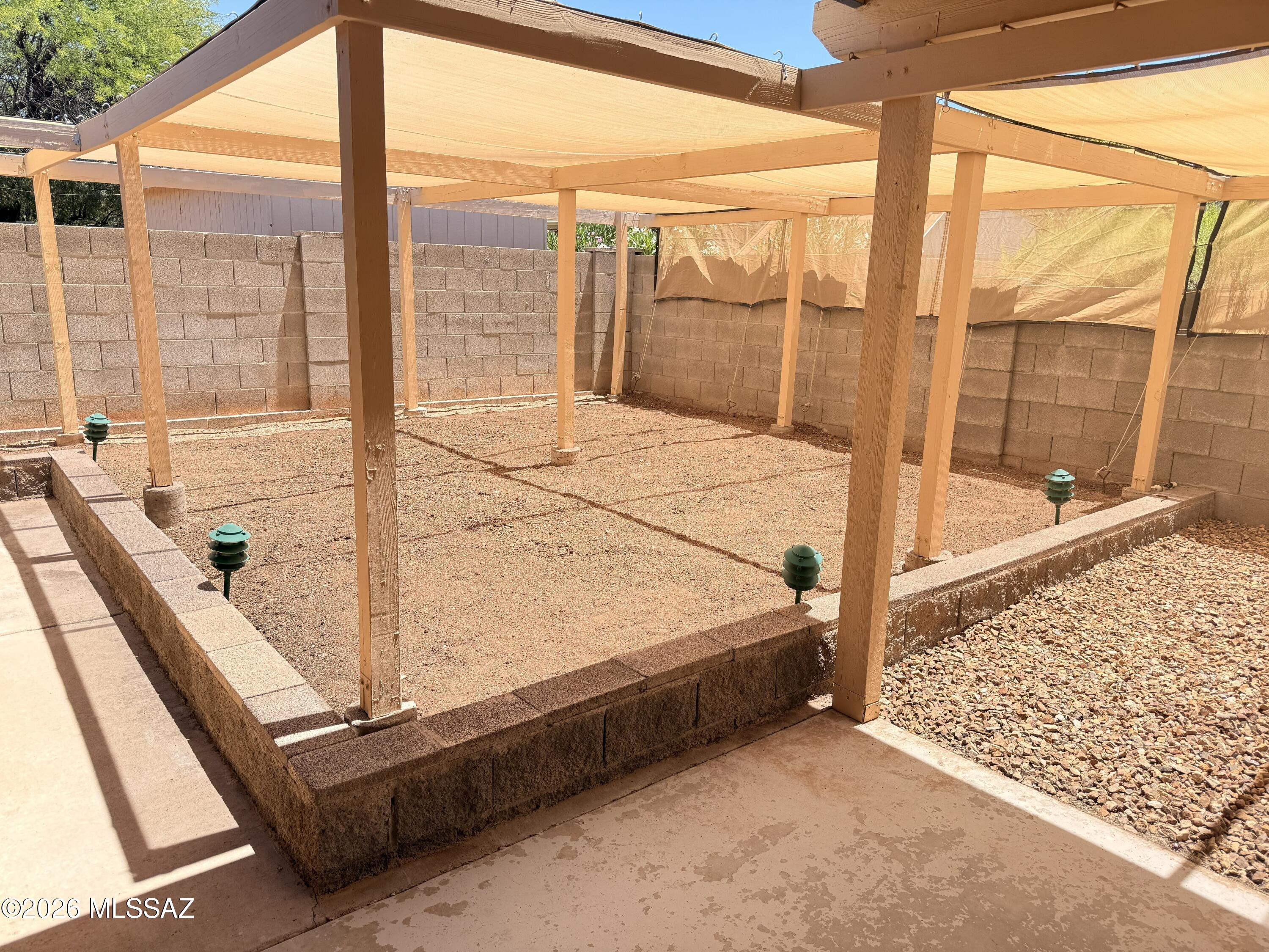Hacienda Del Oro (1-78) - Residential
