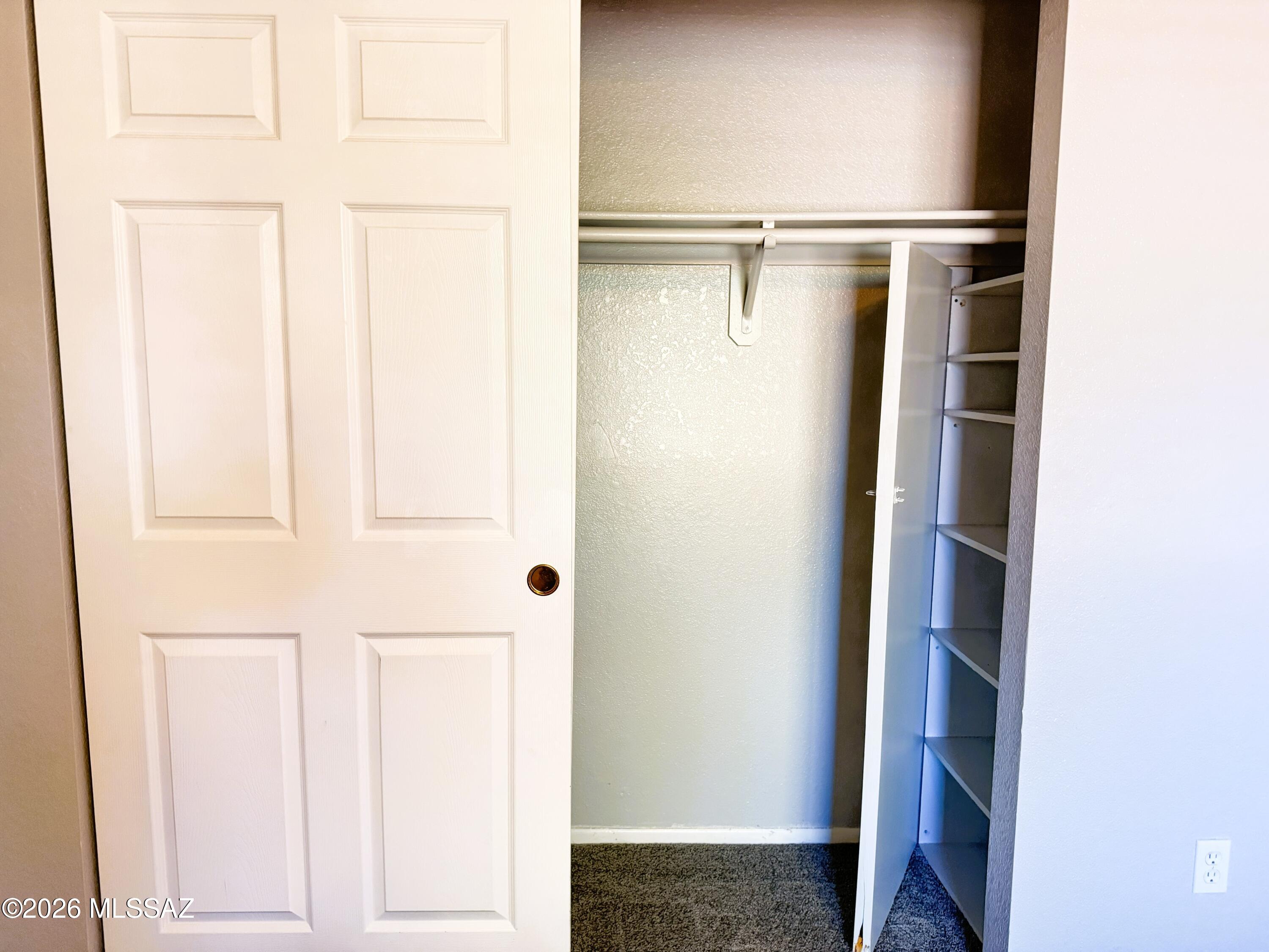 Hacienda Del Oro (1-78) - Residential