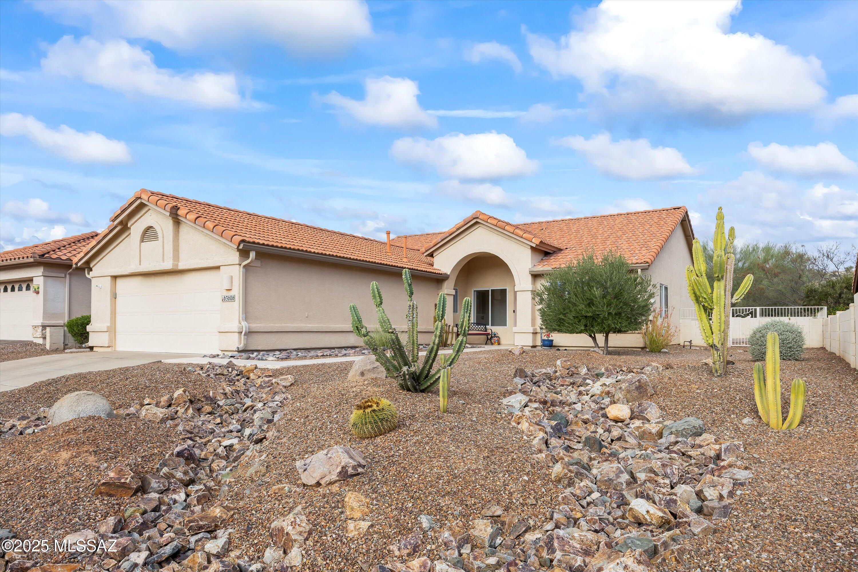 Saddlebrooke - Residential