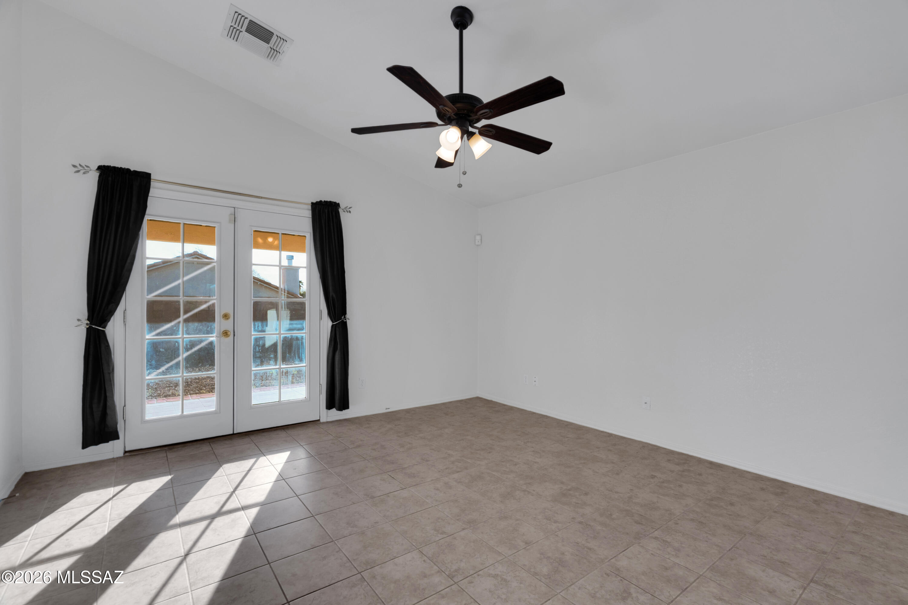 Rancho Elegante - Residential