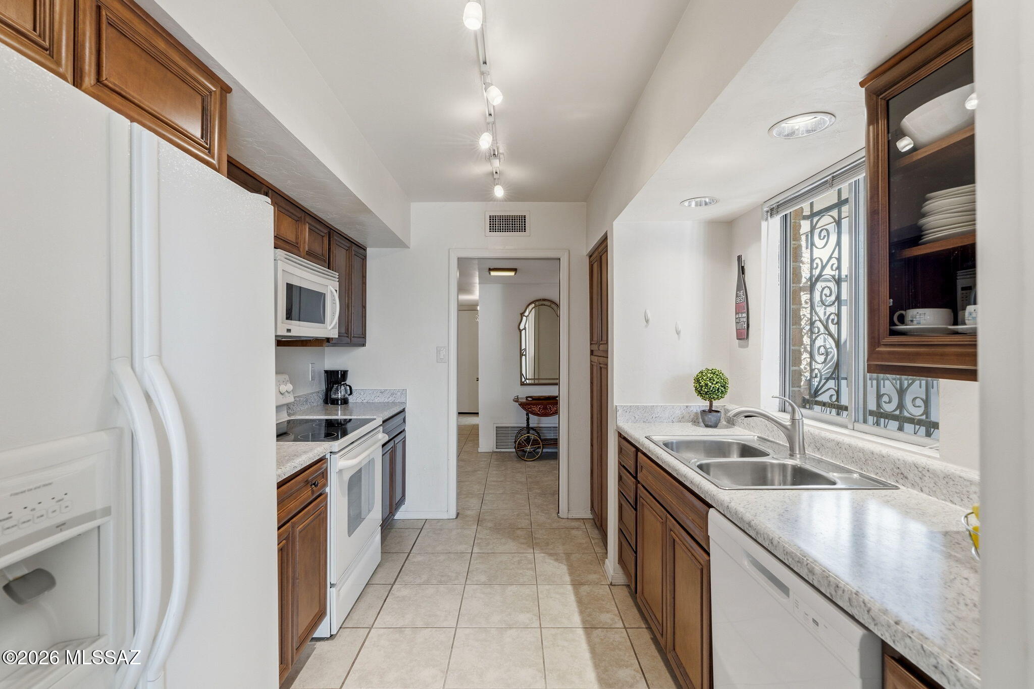 Country Club Heights - Residential