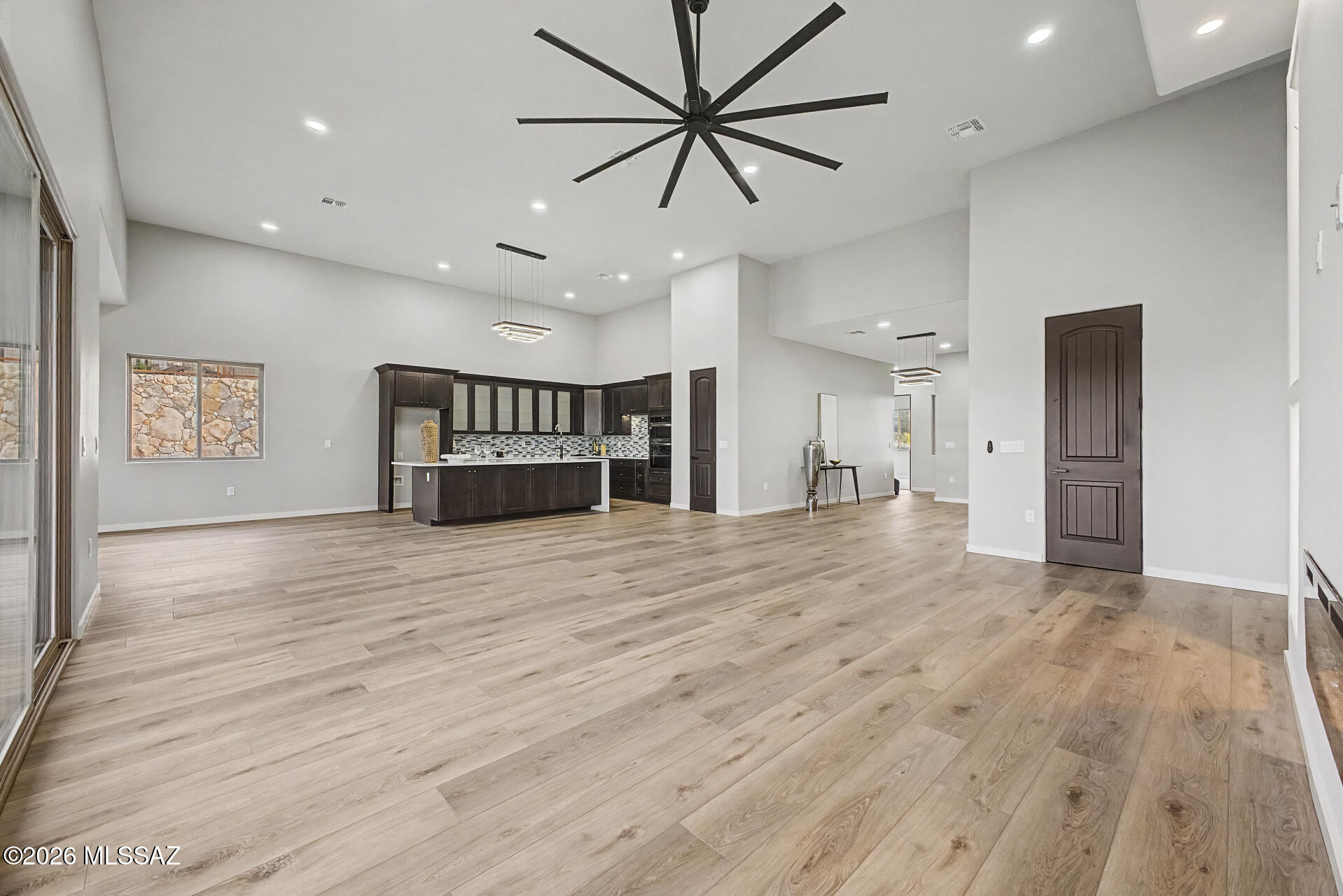 Pusch Ridge (13-32) - Residential