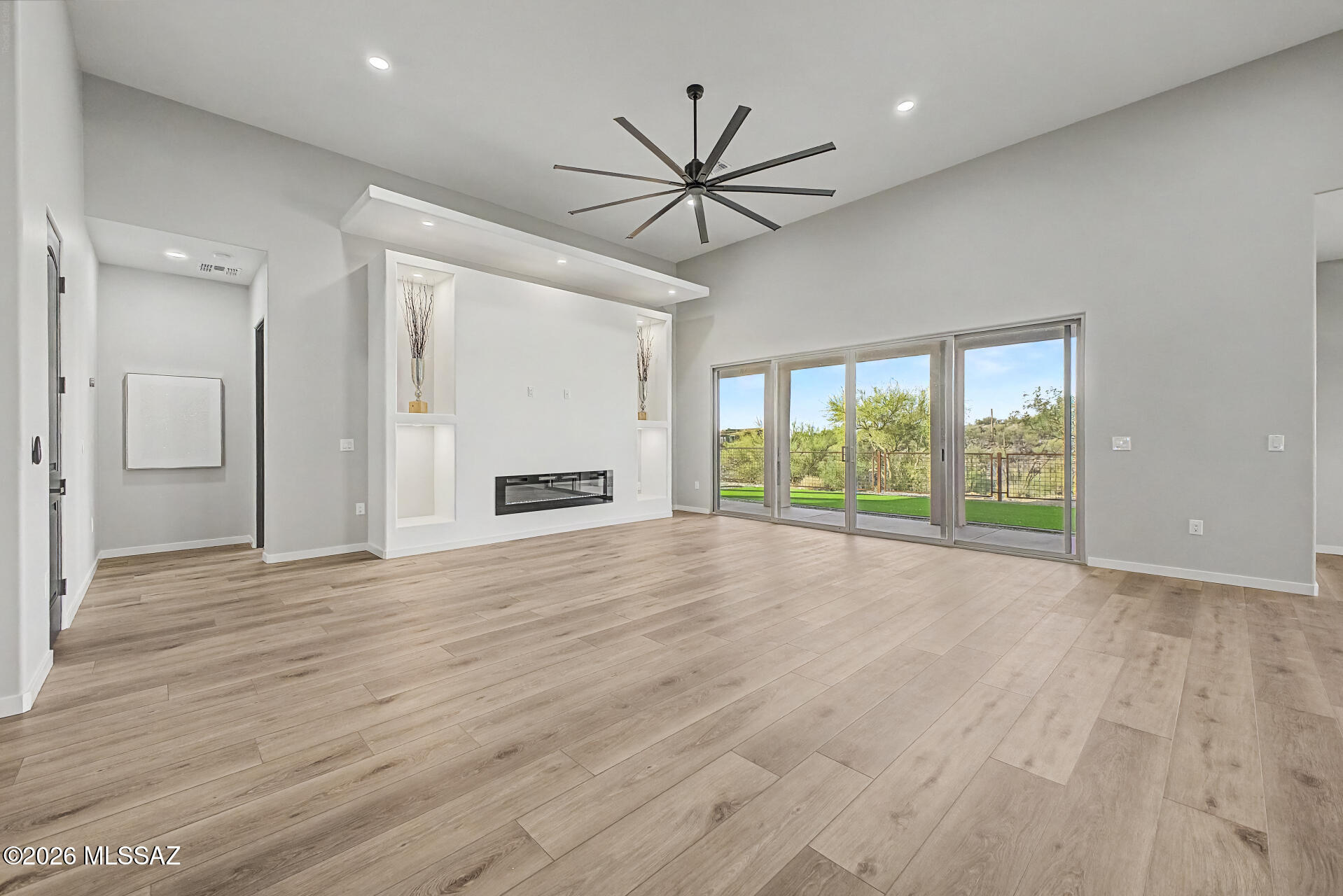 Pusch Ridge (13-32) - Residential