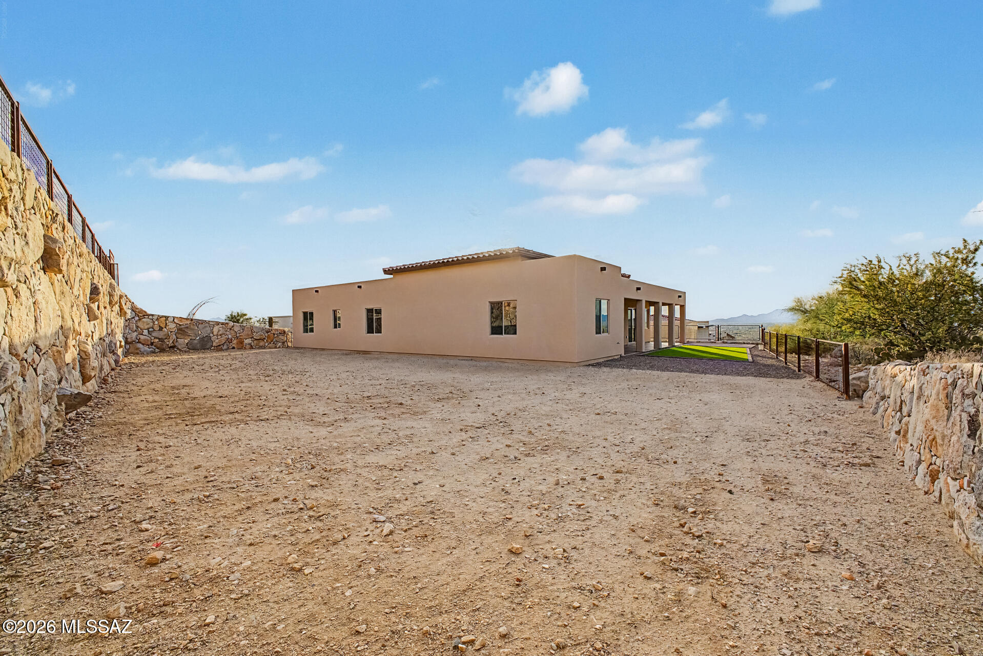 Pusch Ridge (13-32) - Residential