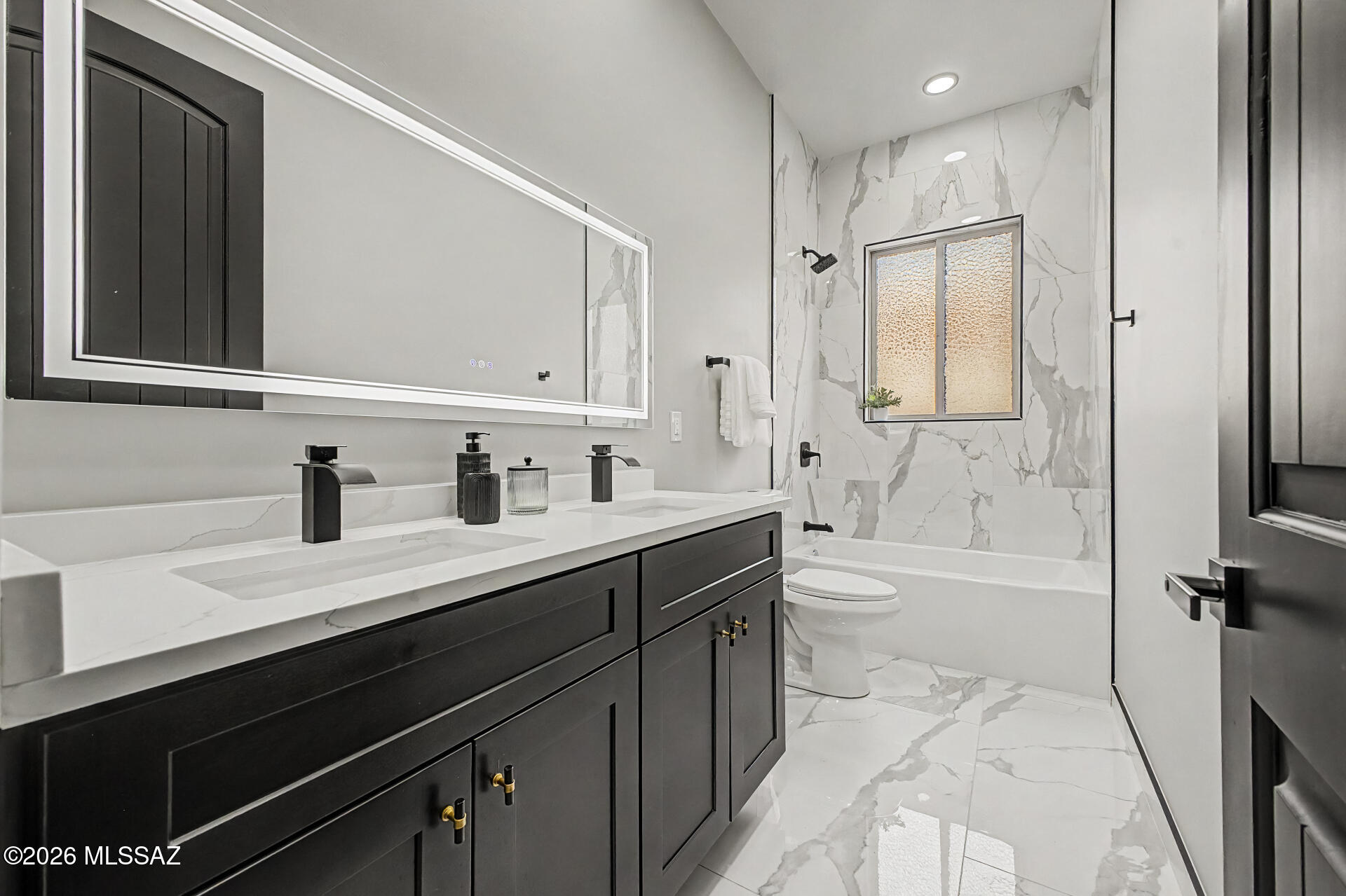 Pusch Ridge (13-32) - Residential