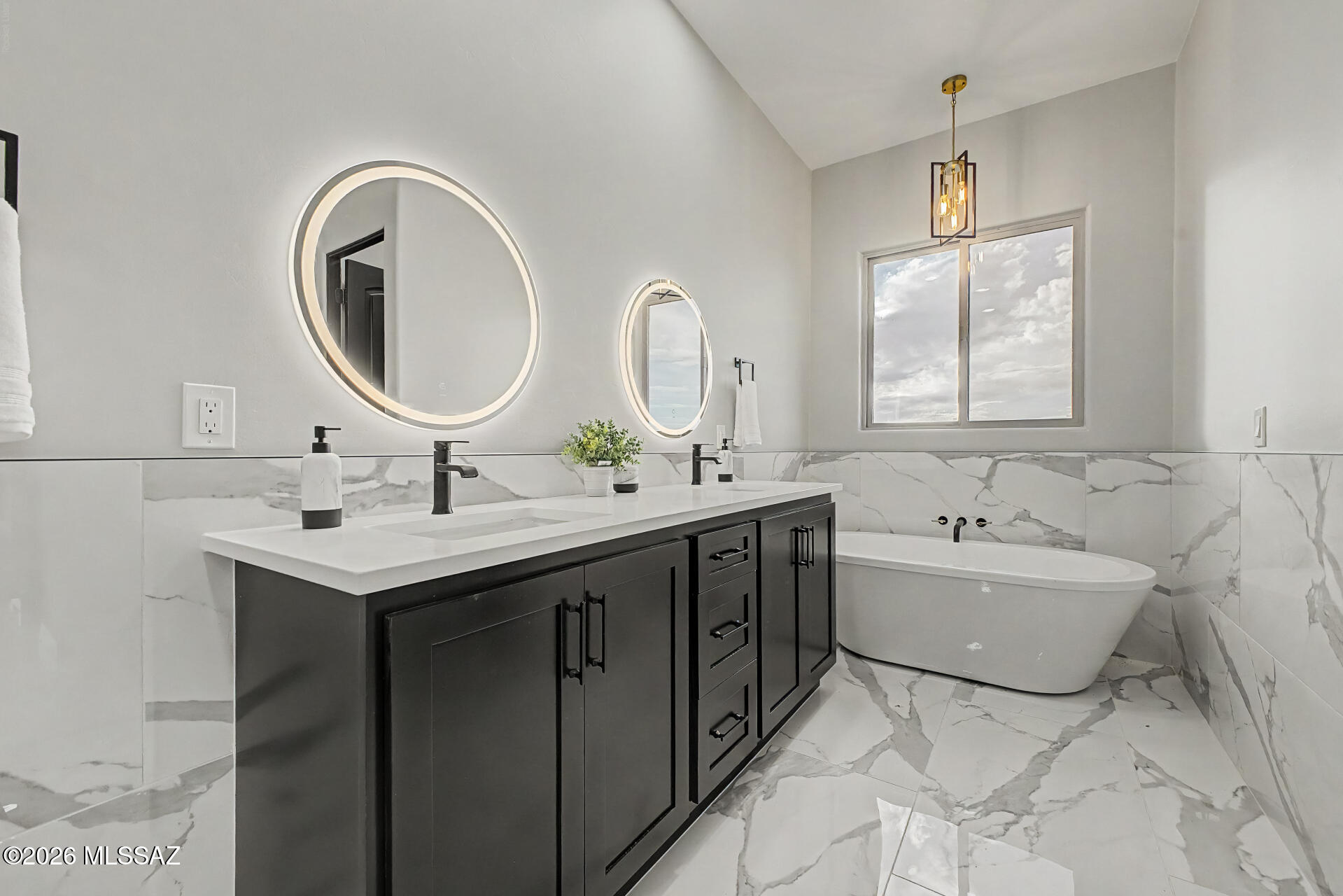 Pusch Ridge (13-32) - Residential