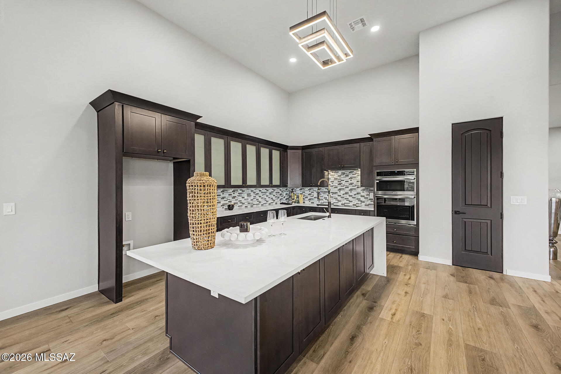 Pusch Ridge (13-32) - Residential