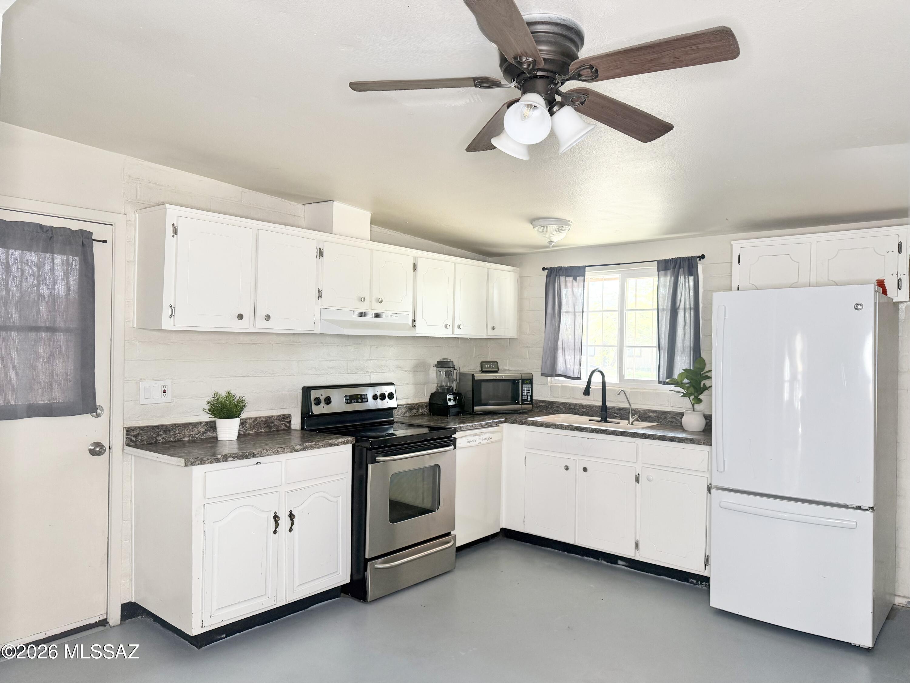 Warwick Village Addition (1-67) - Residential