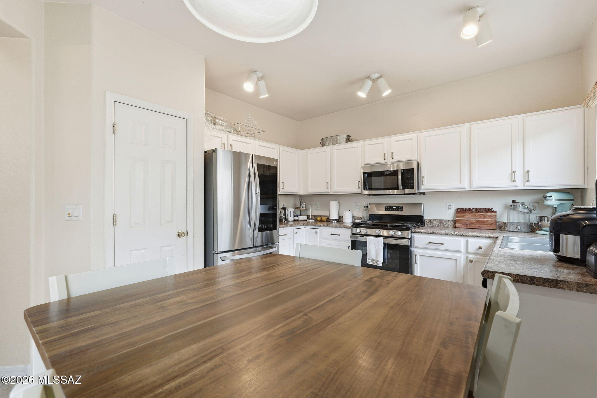 Presidio De Cancion (1-200) - Residential